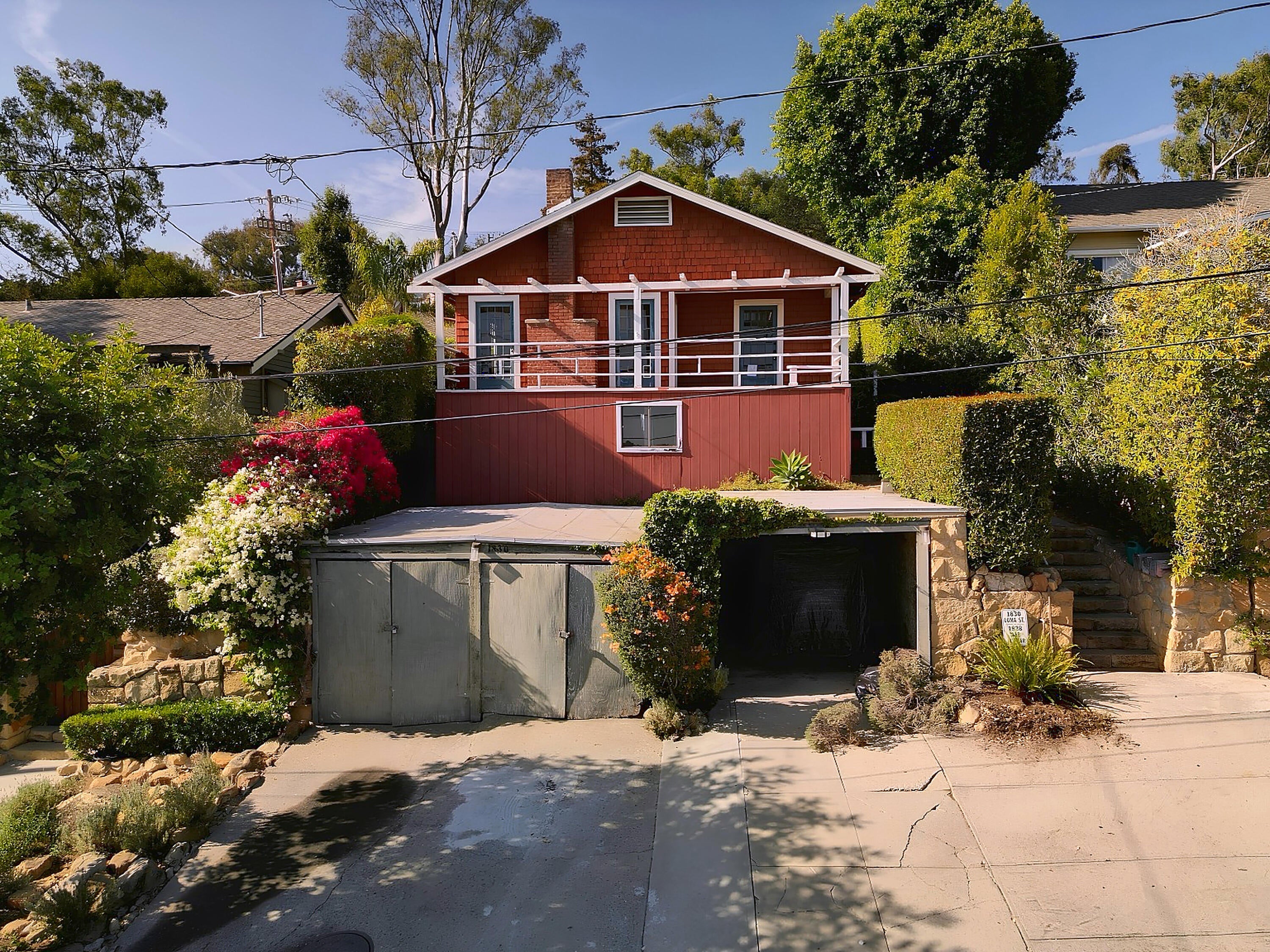 1830 Loma Street