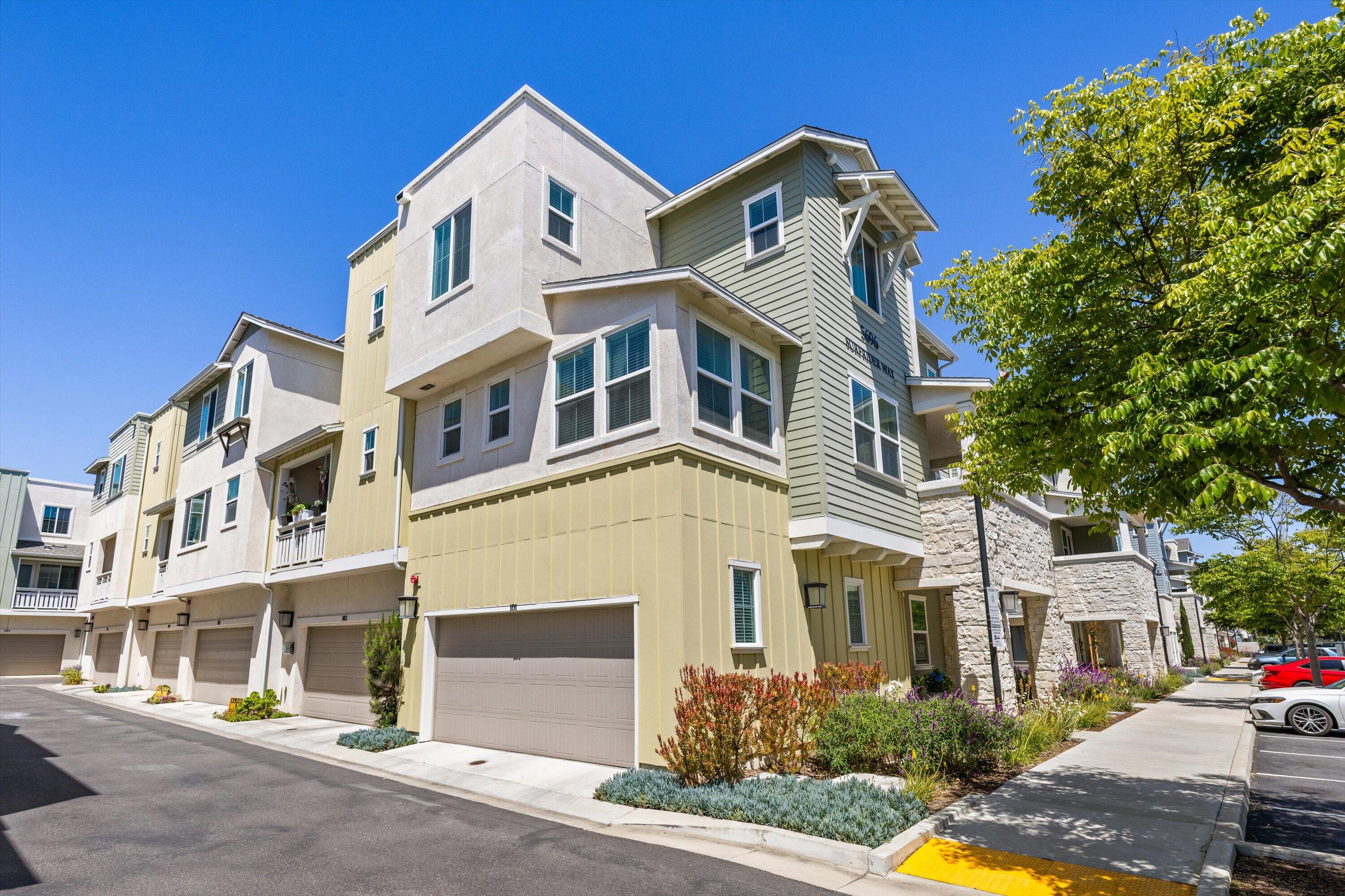 Goleta, California 93117, United States, 4 Bedrooms Bedrooms, ,4 BathroomsBathrooms,Residential,Active,134680