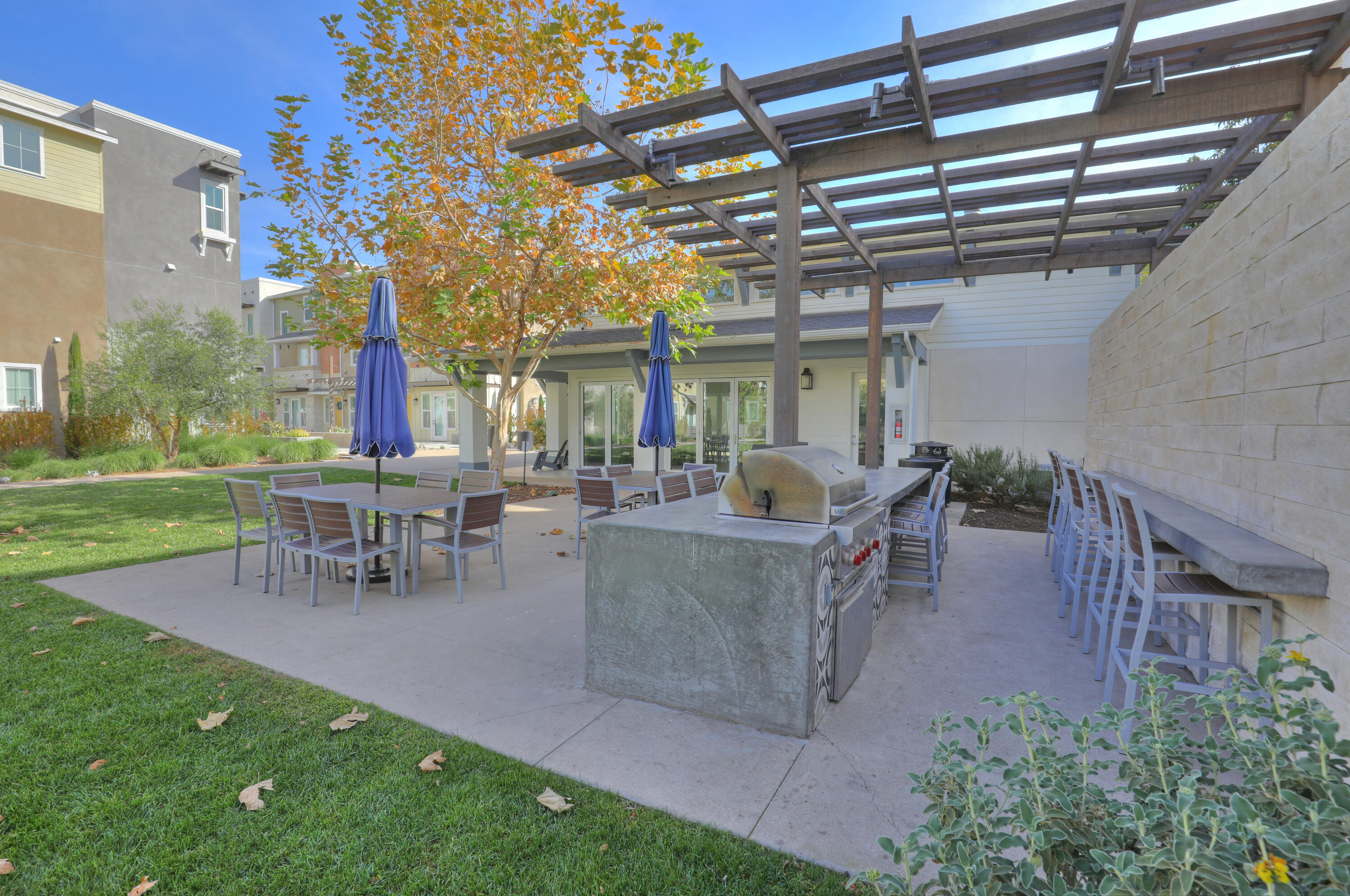 Goleta, California 93117, United States, 4 Bedrooms Bedrooms, ,4 BathroomsBathrooms,Residential,Active,134680