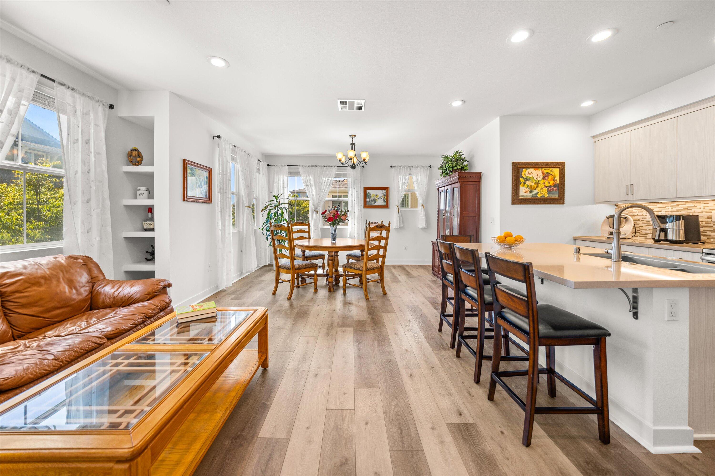 Goleta, California 93117, United States, 4 Bedrooms Bedrooms, ,4 BathroomsBathrooms,Residential,Active,134680