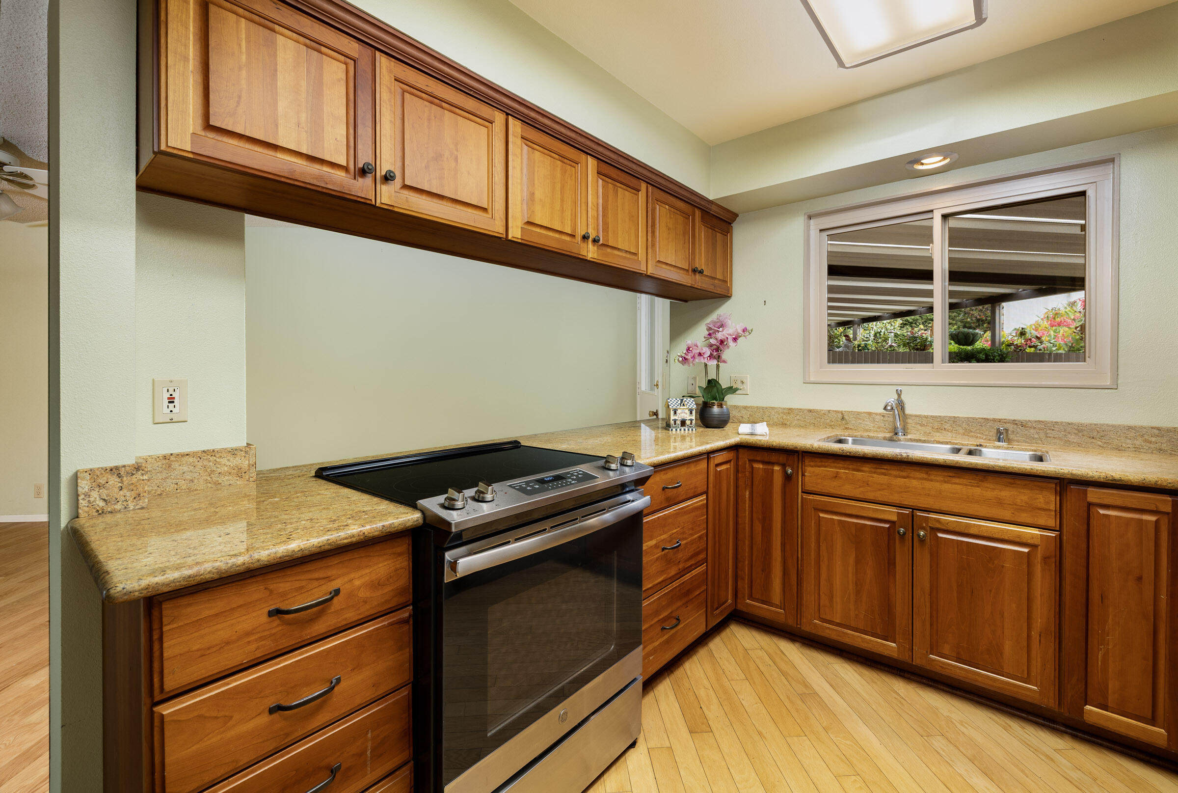 310 N Fairview Avenue Unit 2