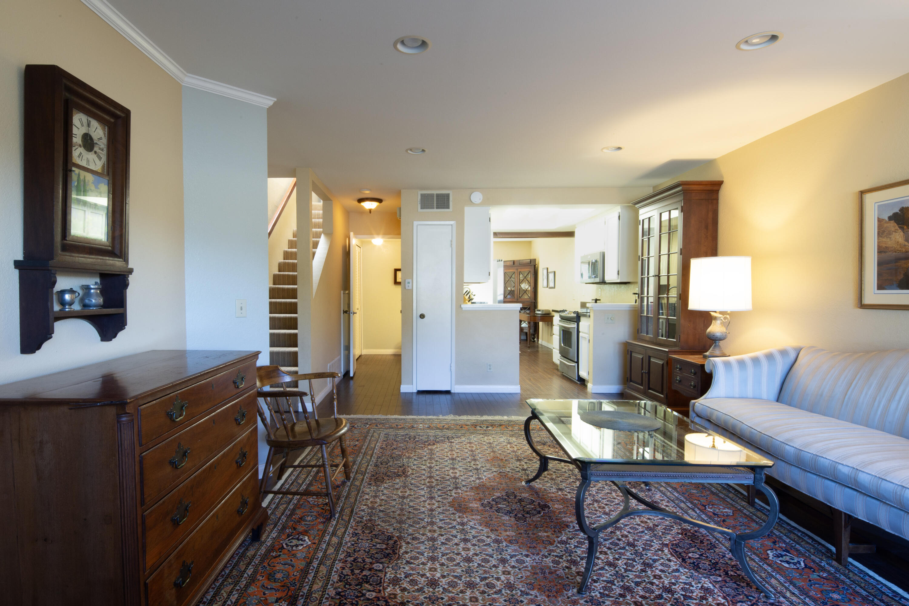 1050 Vista Del Pueblo 12