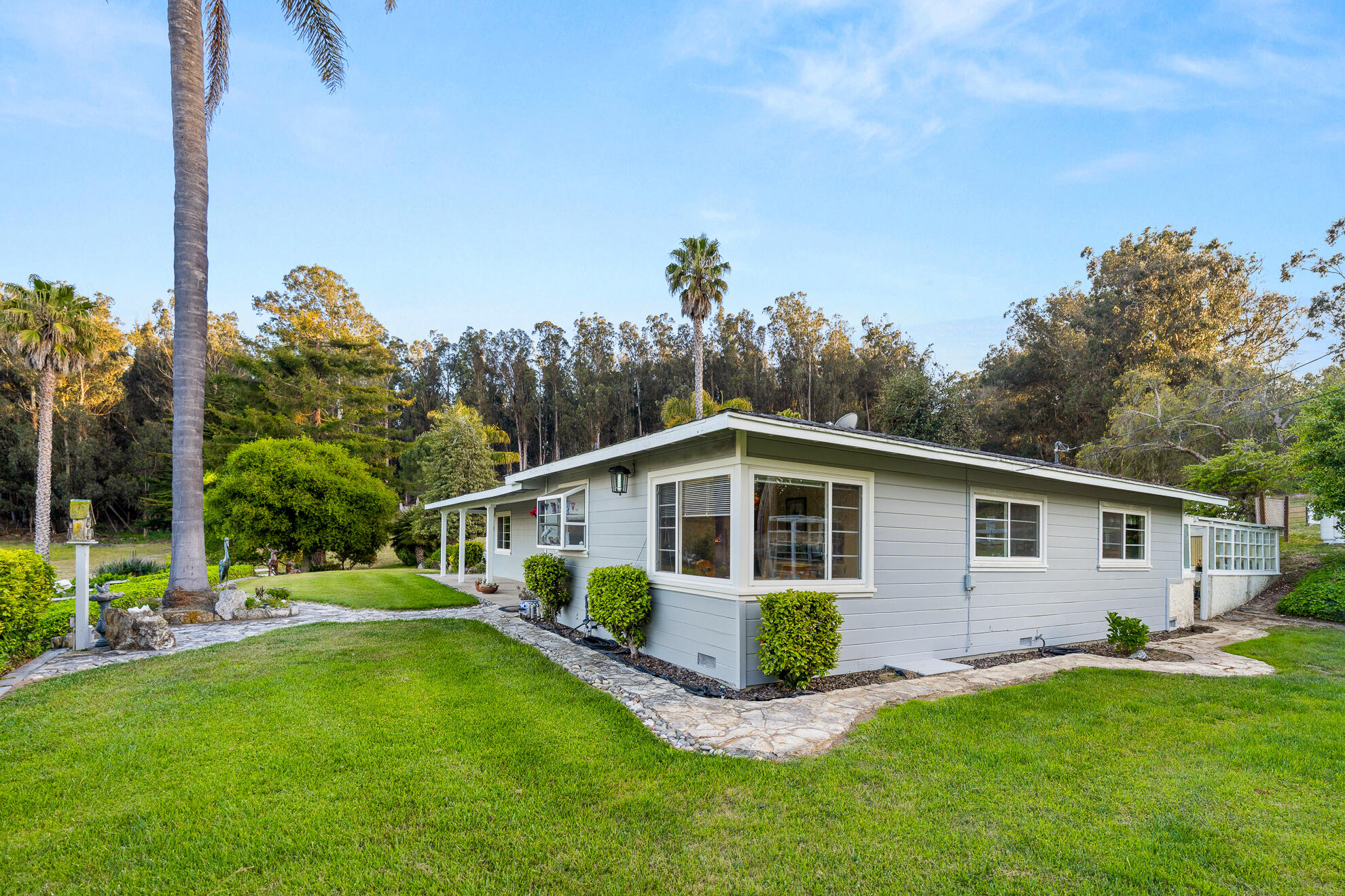 Lompoc, California 93436, United States, 4 Bedrooms Bedrooms, ,3 BathroomsBathrooms,Residential,Active,128211