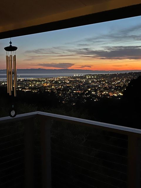 285 Las Alturas Road SANTA BARBARA CA 93103