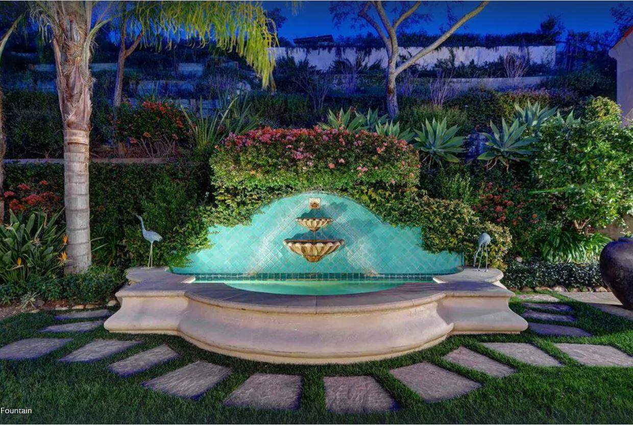 3756 Foothill (Private Lane) Road