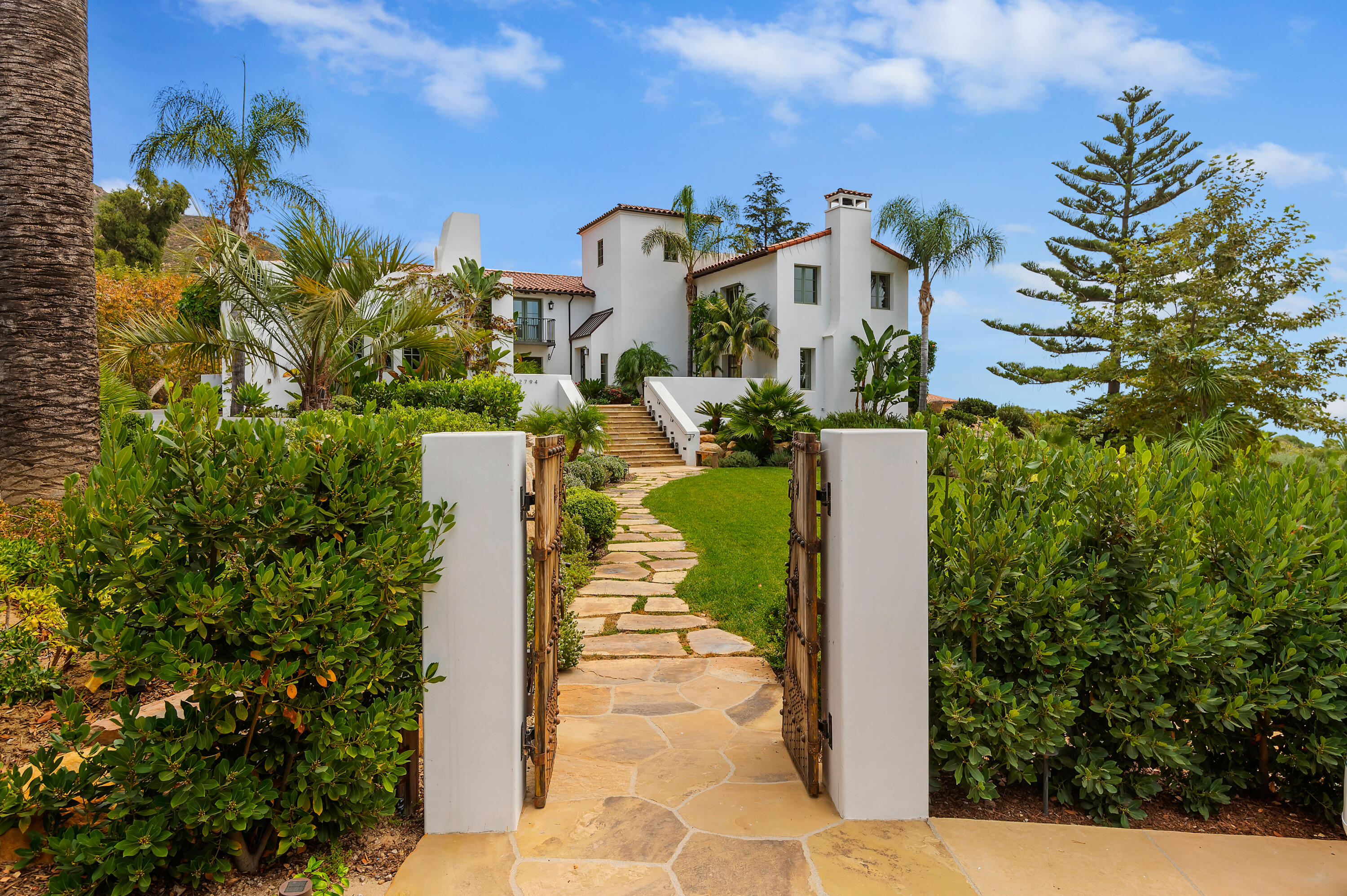 Santa Barbara, California 93108, United States, 6 Bedrooms Bedrooms, ,7 BathroomsBathrooms,Residential,Active,12532