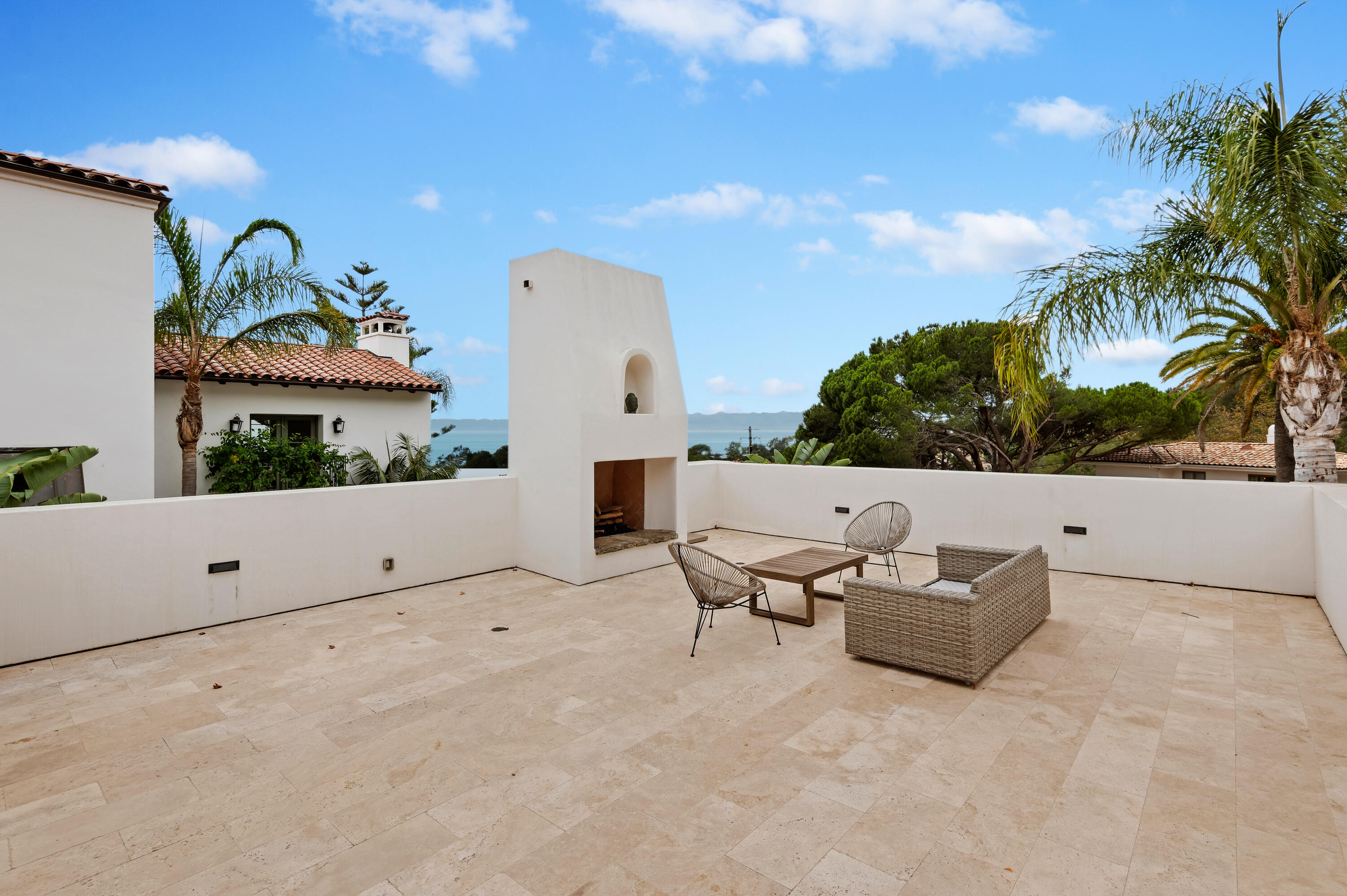 Santa Barbara, California 93108, United States, 6 Bedrooms Bedrooms, ,7 BathroomsBathrooms,Residential,Active,12532