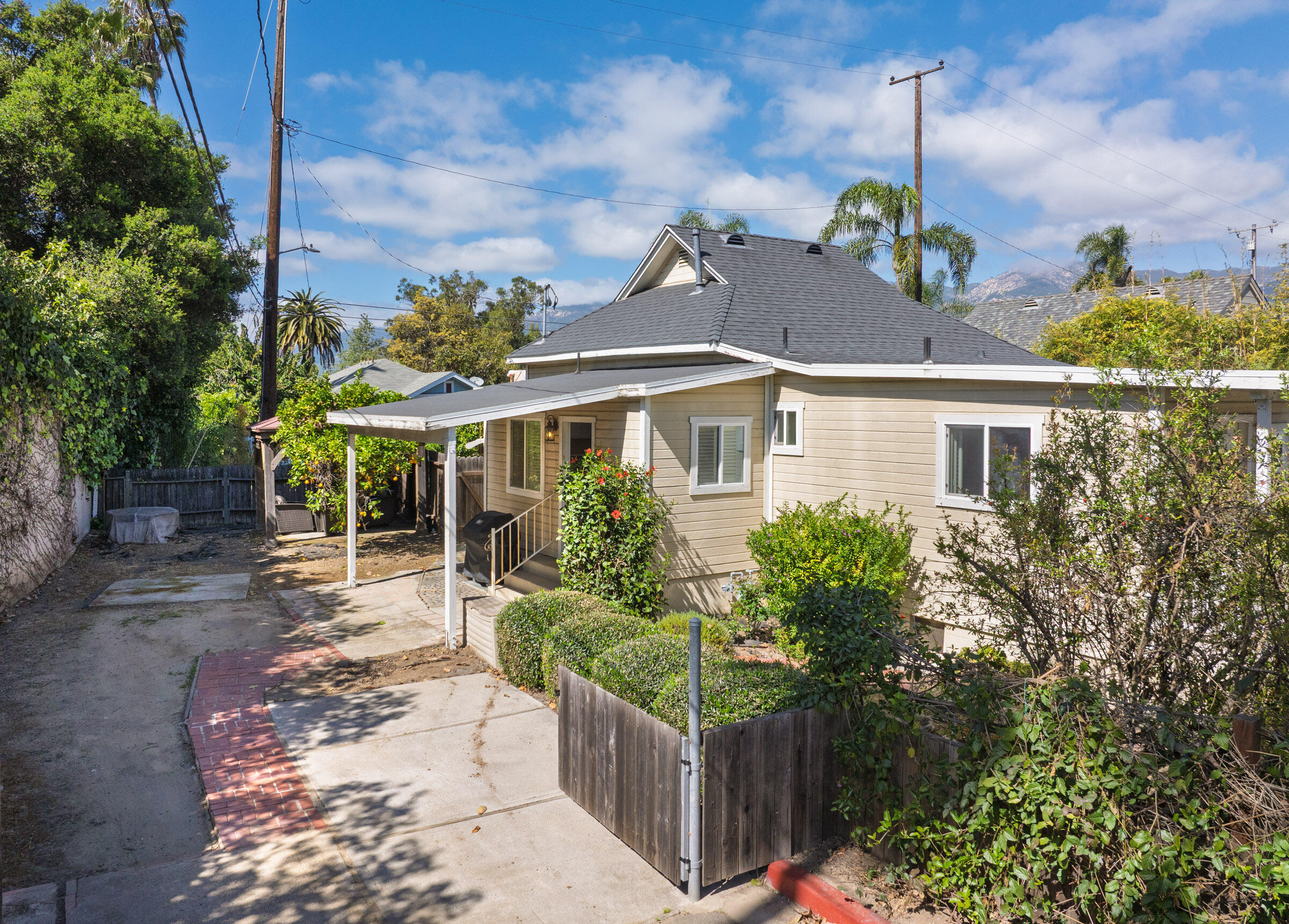 417 W Canon Perdido Street