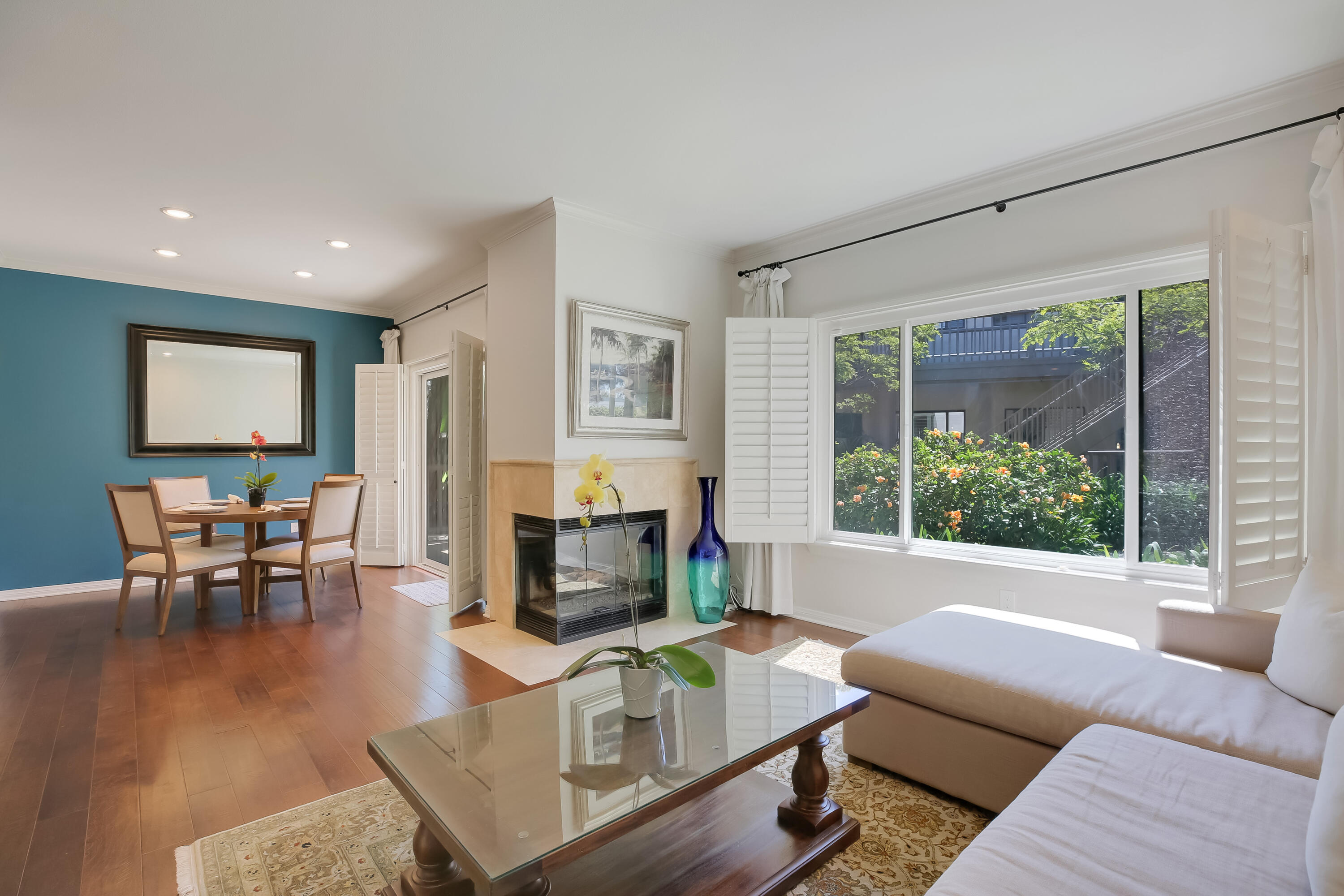 555 E Arrellaga Street Apt 7