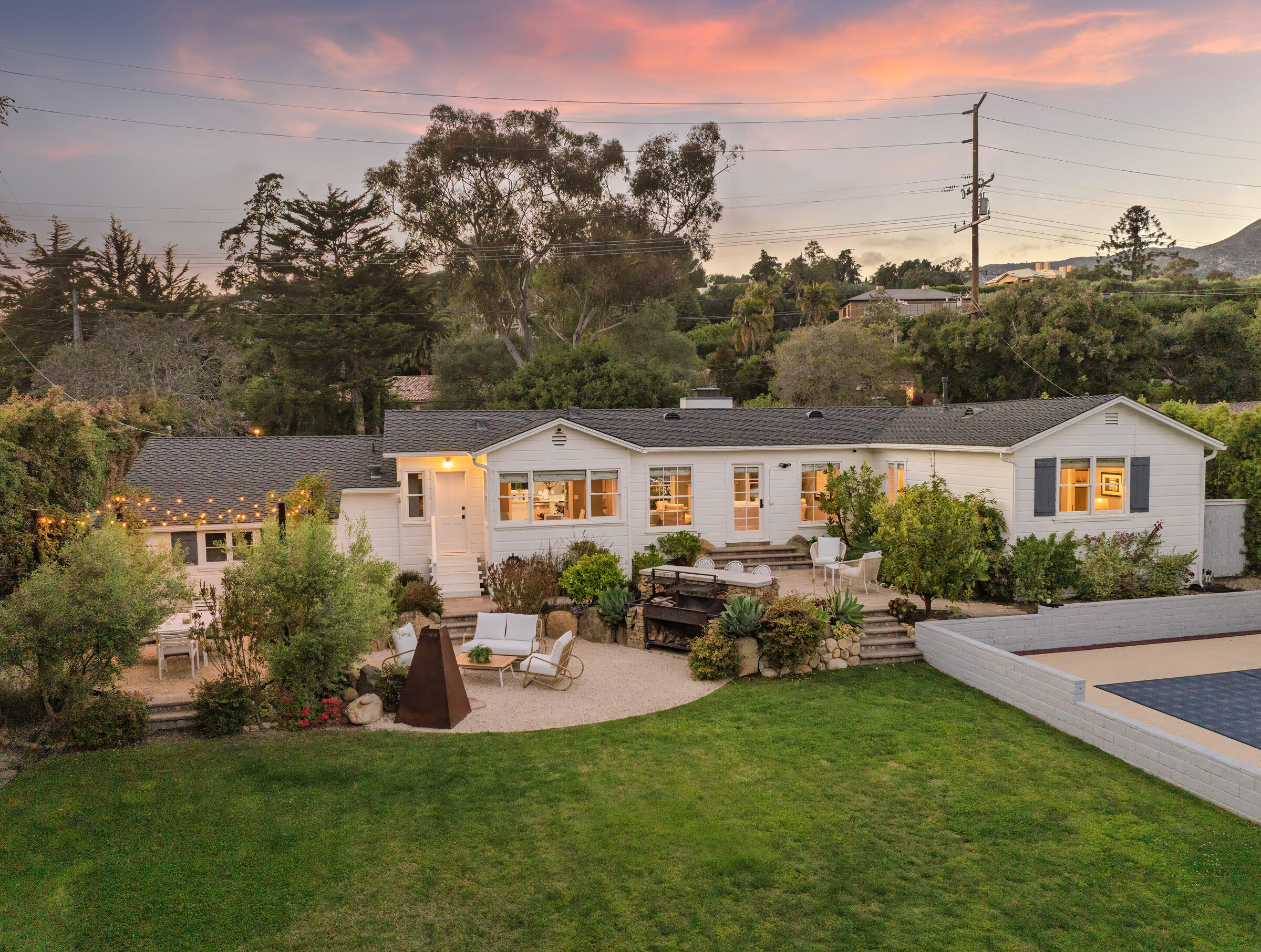 Santa Barbara, California 93108, United States, 2 Bedrooms Bedrooms, ,2 BathroomsBathrooms,Residential,Active,133867