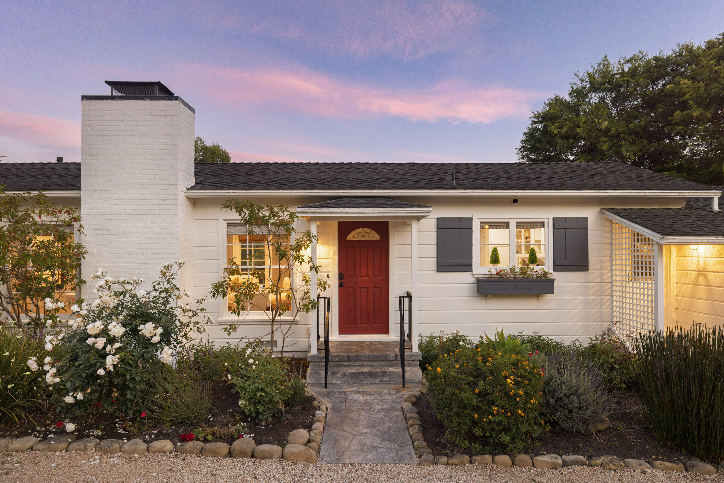 Santa Barbara, California 93108, United States, 2 Bedrooms Bedrooms, ,2 BathroomsBathrooms,Residential,Active,133867