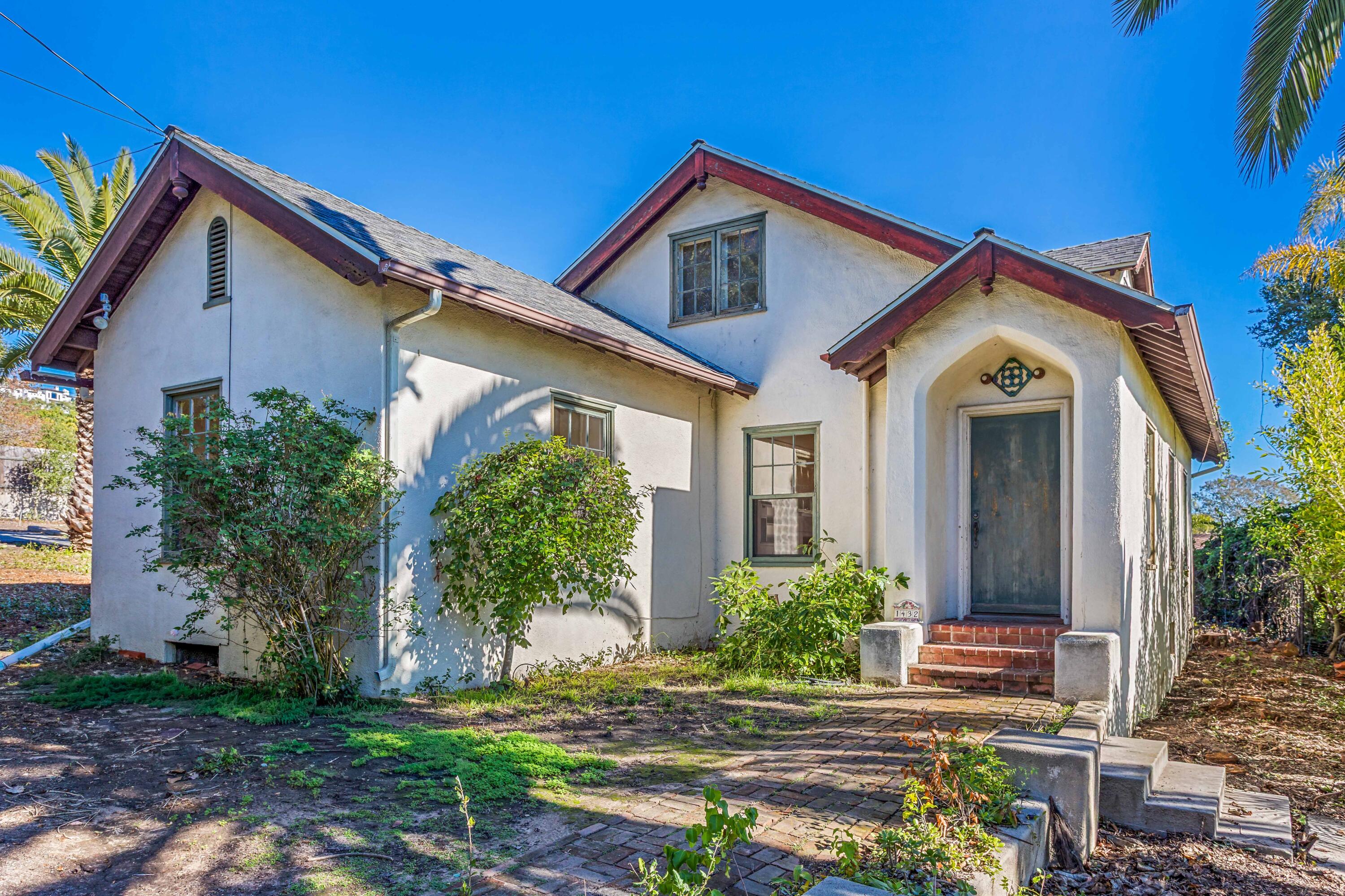 1432 San Miguel Avenue