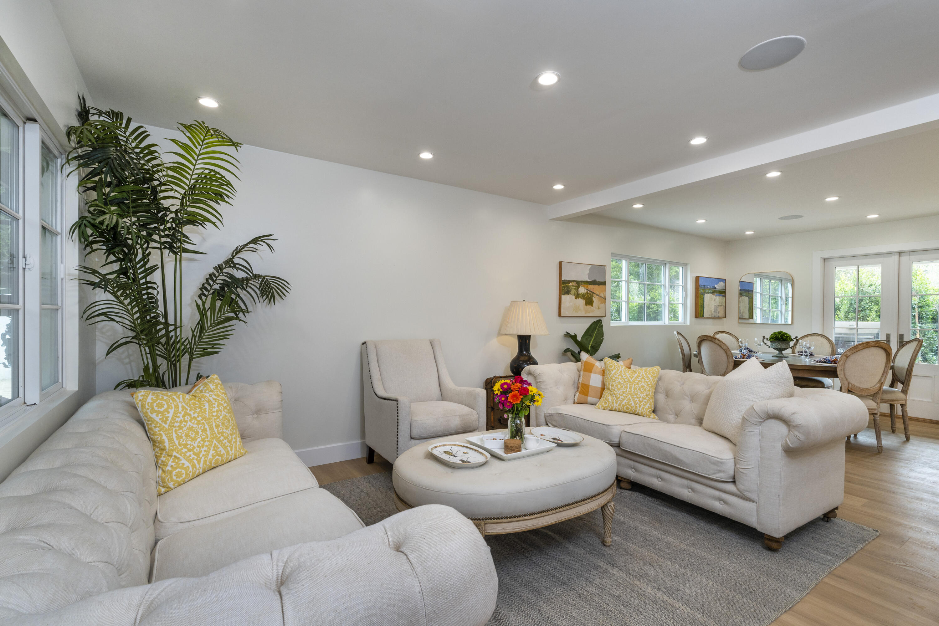 Santa Barbara, California 93108, United States, 4 Bedrooms Bedrooms, ,1 BathroomBathrooms,Residential,Active,196035