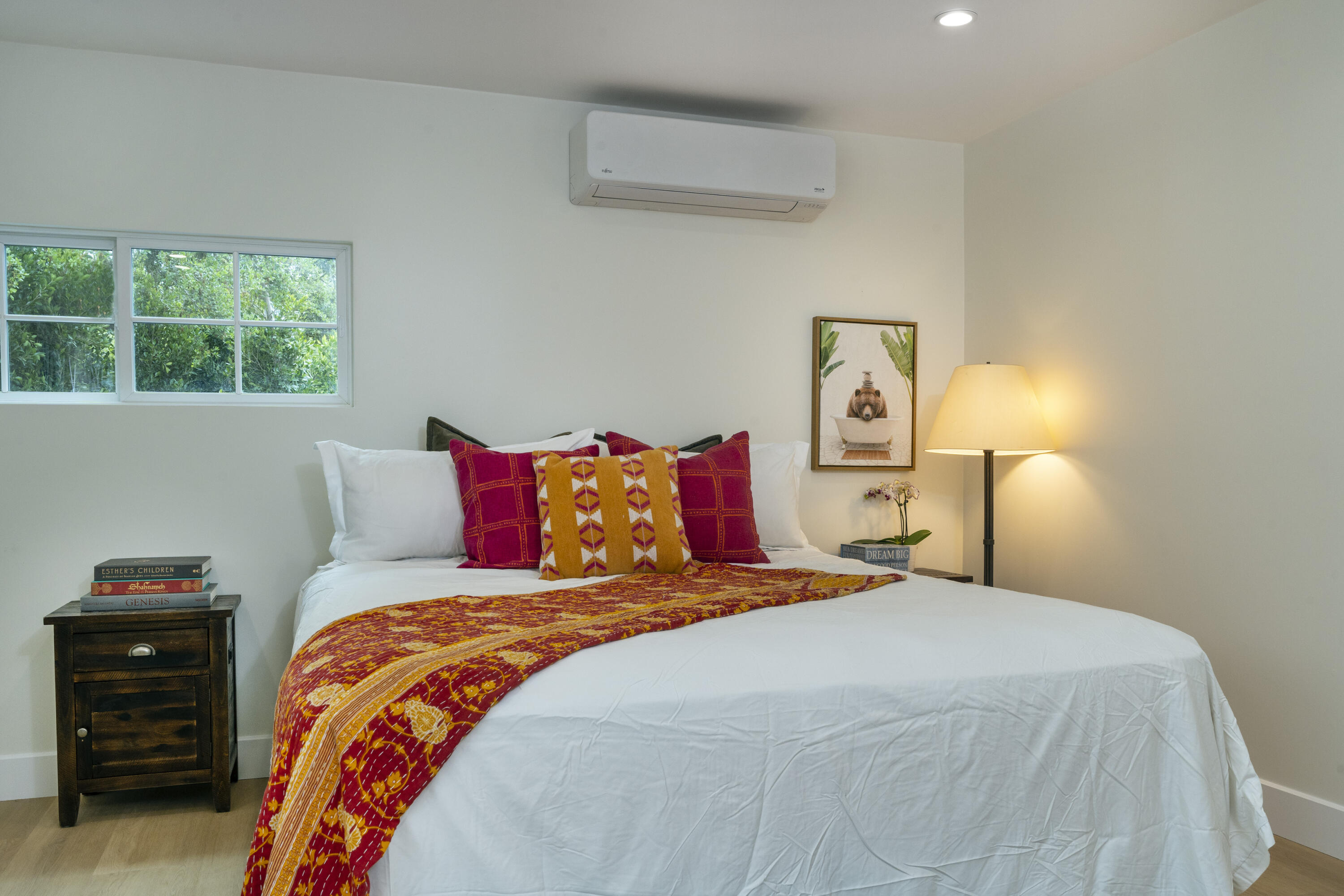 Santa Barbara, California 93108, United States, 4 Bedrooms Bedrooms, ,1 BathroomBathrooms,Residential,Active,196035