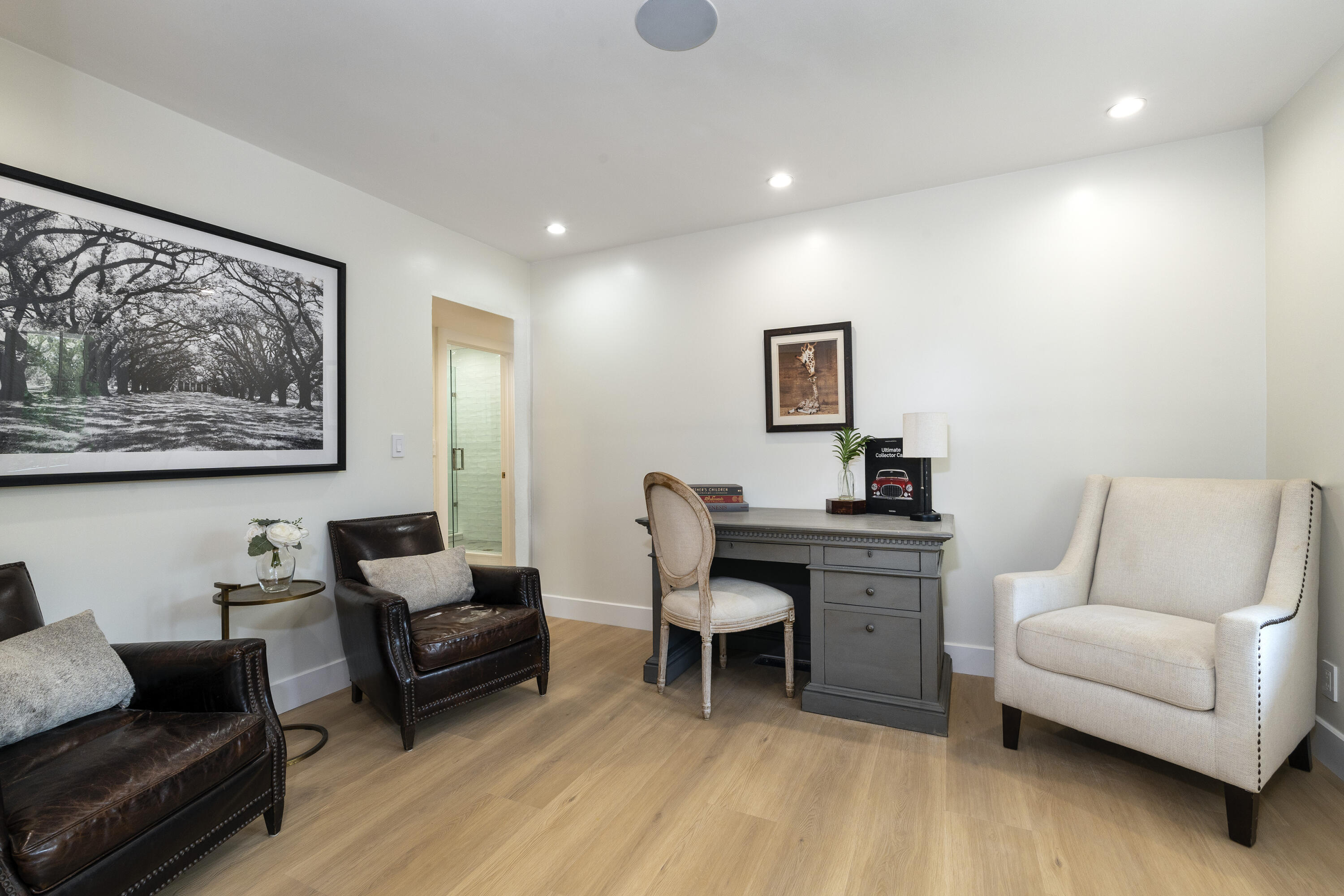 Santa Barbara, California 93108, United States, 4 Bedrooms Bedrooms, ,1 BathroomBathrooms,Residential,Active,196035