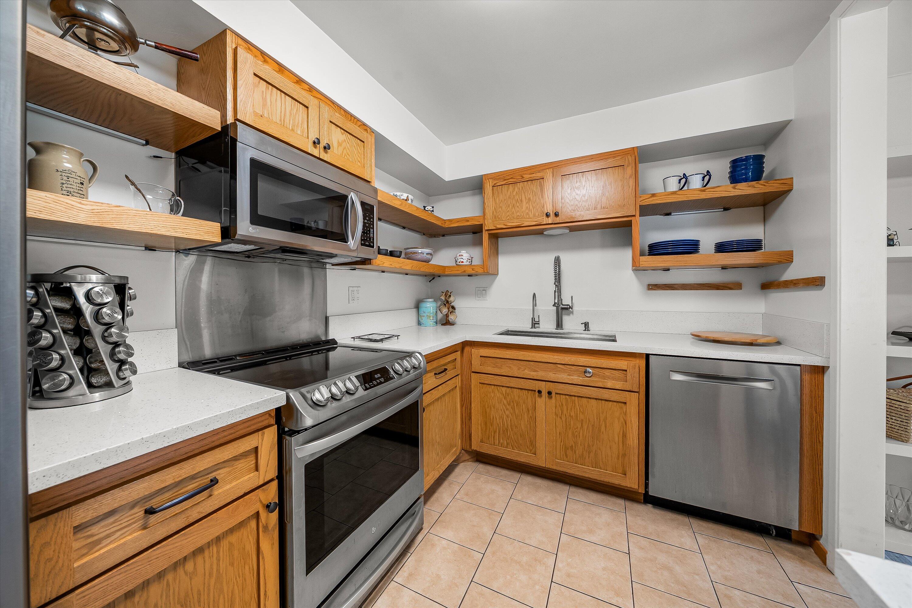 2727 Miradero Drive 104