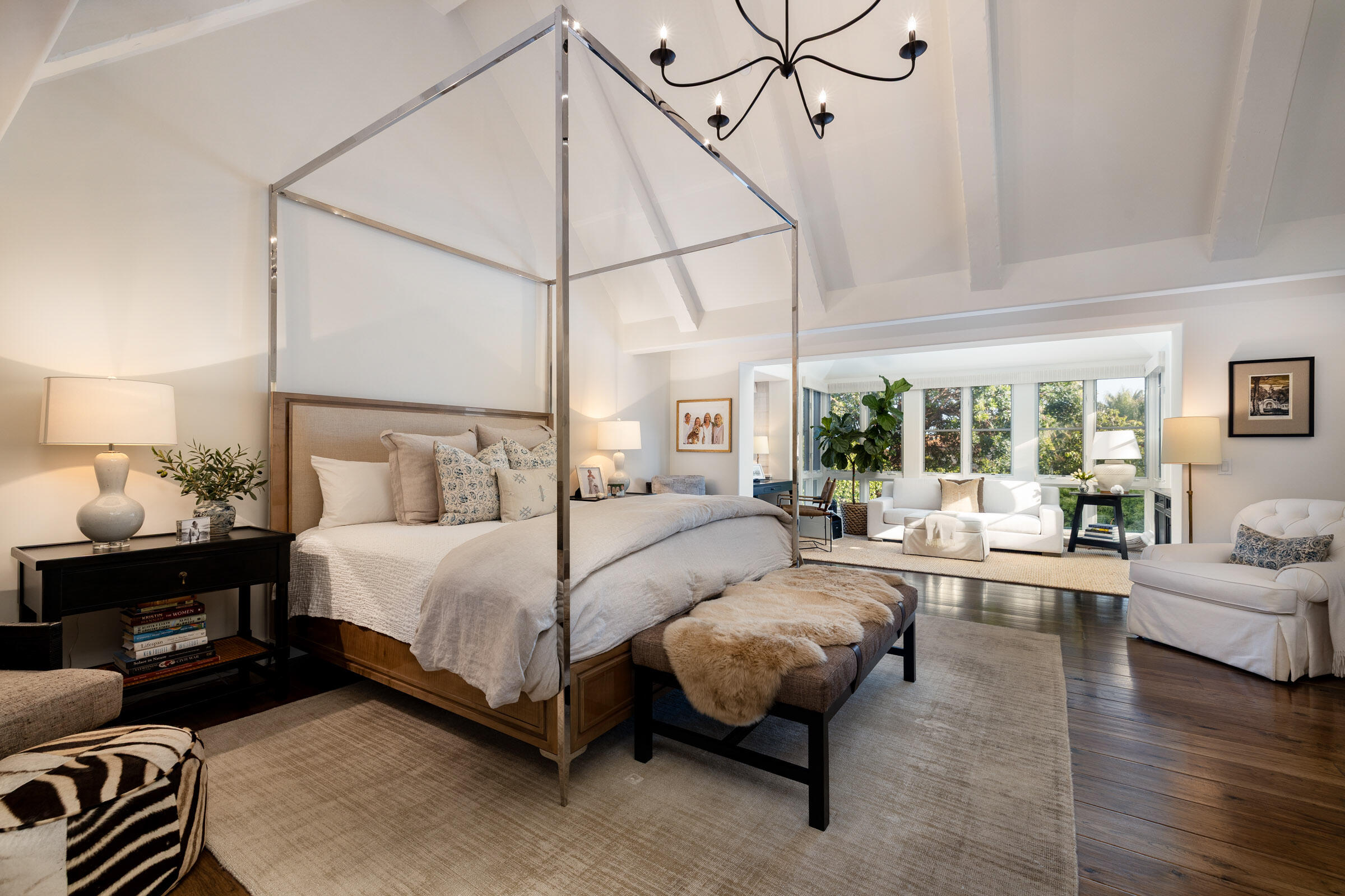 Santa Barbara, California 93108, United States, 2 Bedrooms Bedrooms, ,3 BathroomsBathrooms,Residential,Pending,136461