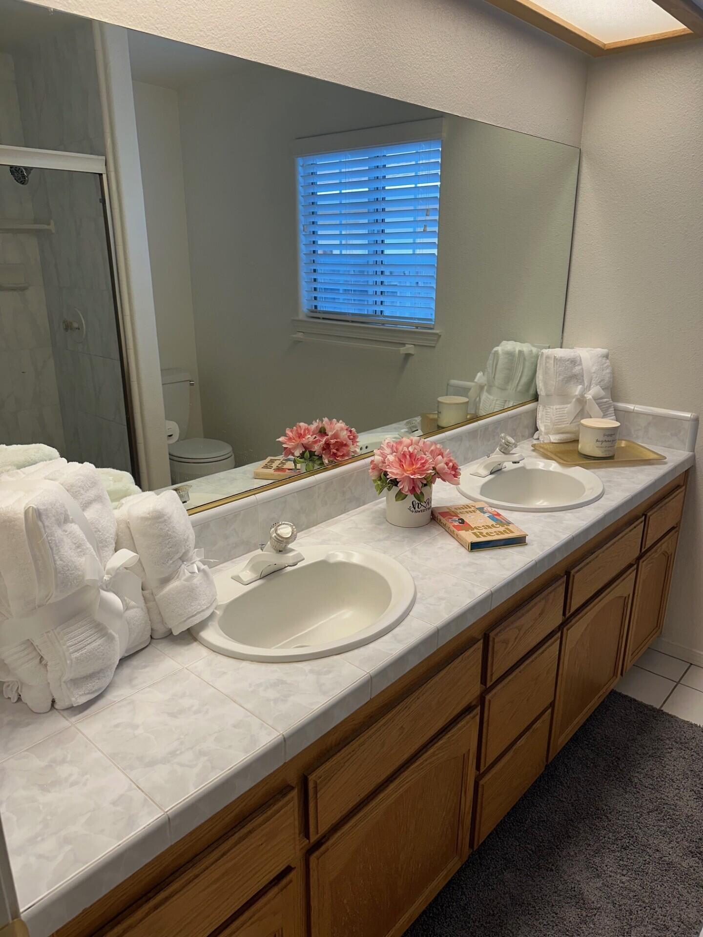 Los Alamos, California 93440, United States, 4 Bedrooms Bedrooms, ,2 BathroomsBathrooms,Residential,Active,121343