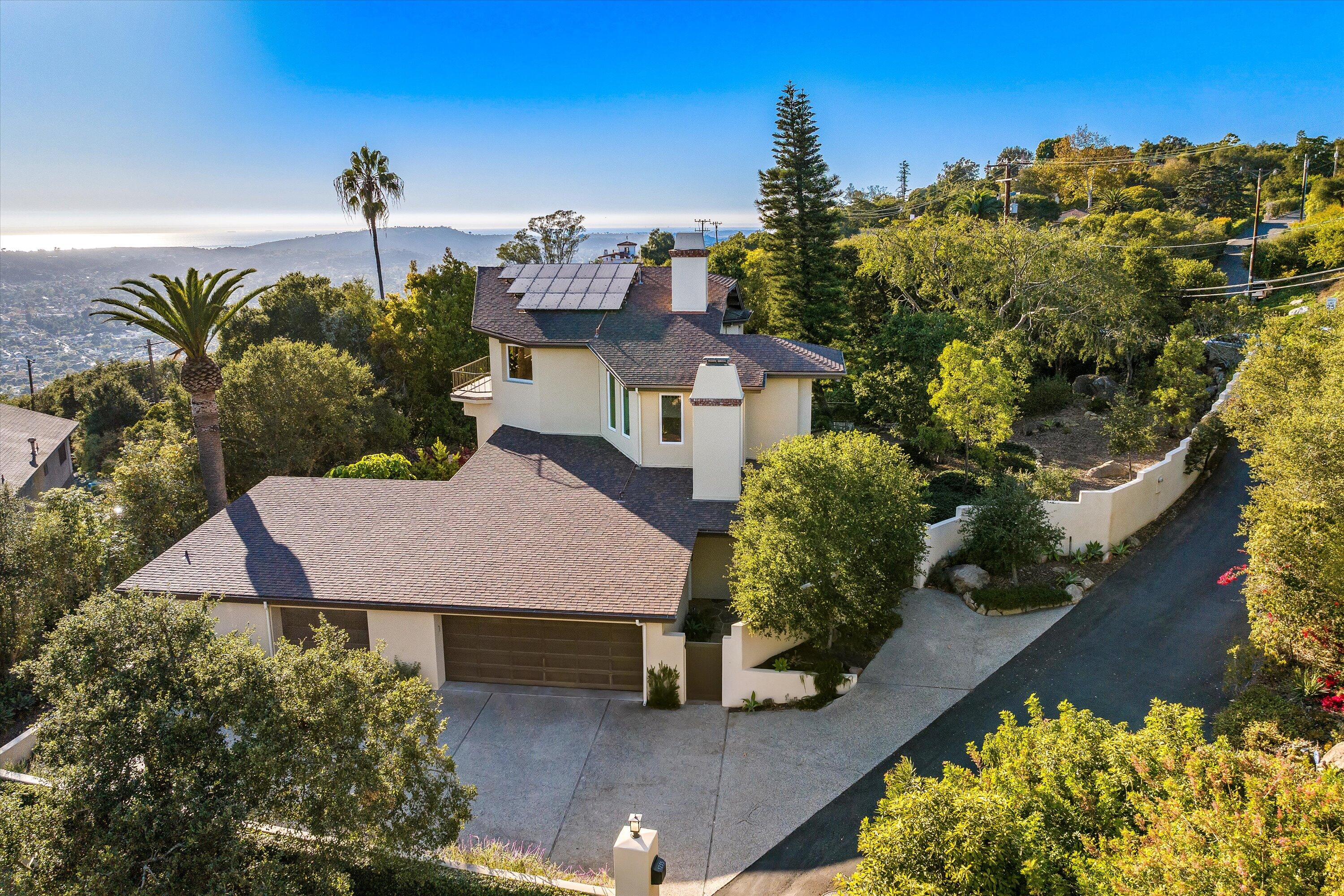 Santa Barbara, California 93103, United States, 4 Bedrooms Bedrooms, ,3 BathroomsBathrooms,Residential,Active,23536