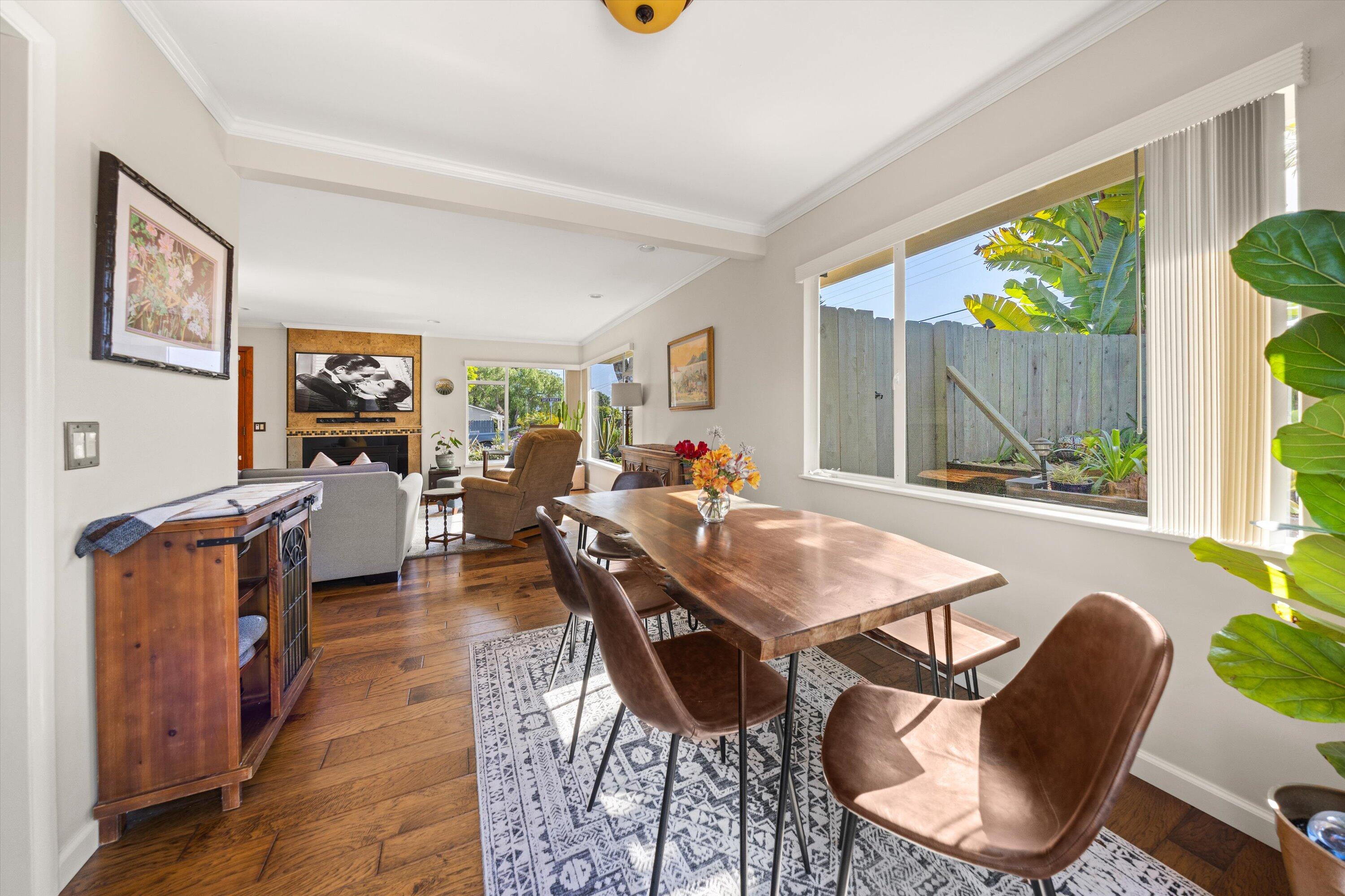 Santa Barbara, California 93109, United States, 3 Bedrooms Bedrooms, ,2 BathroomsBathrooms,Residential,Active,161859