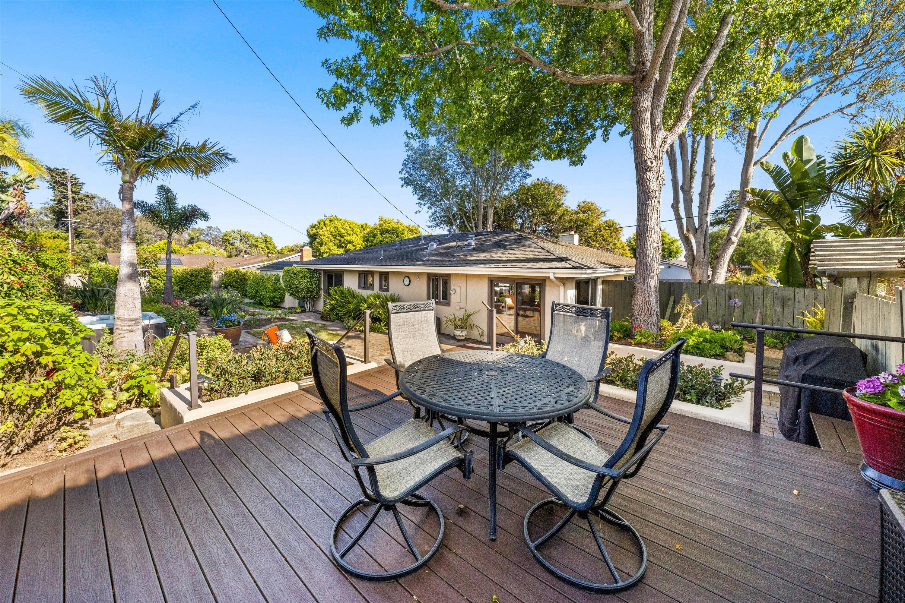 Santa Barbara, California 93109, United States, 3 Bedrooms Bedrooms, ,2 BathroomsBathrooms,Residential,Active,161859