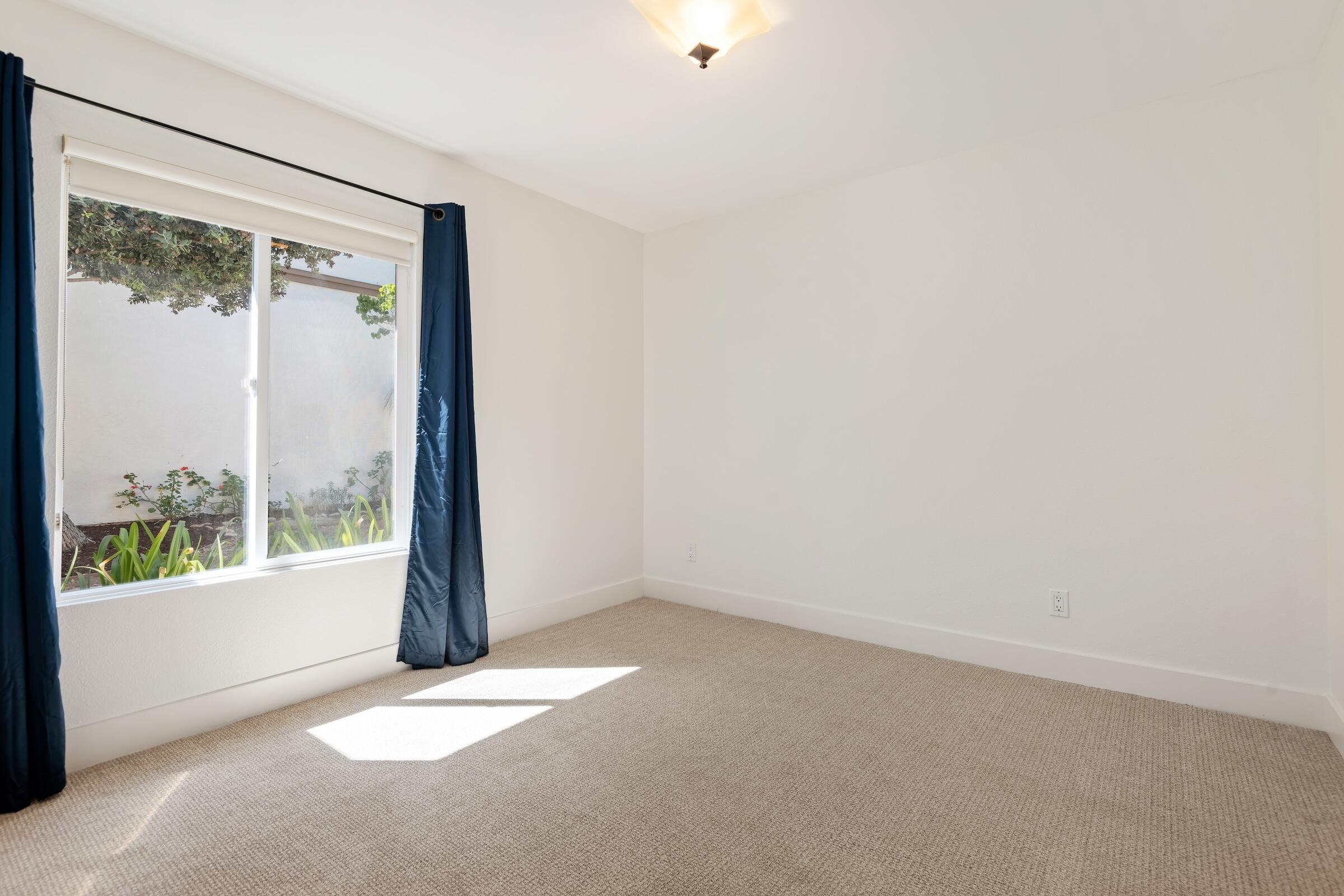 Santa Barbara, California 93111, United States, 3 Bedrooms Bedrooms, ,2 BathroomsBathrooms,Residential,Active,211232