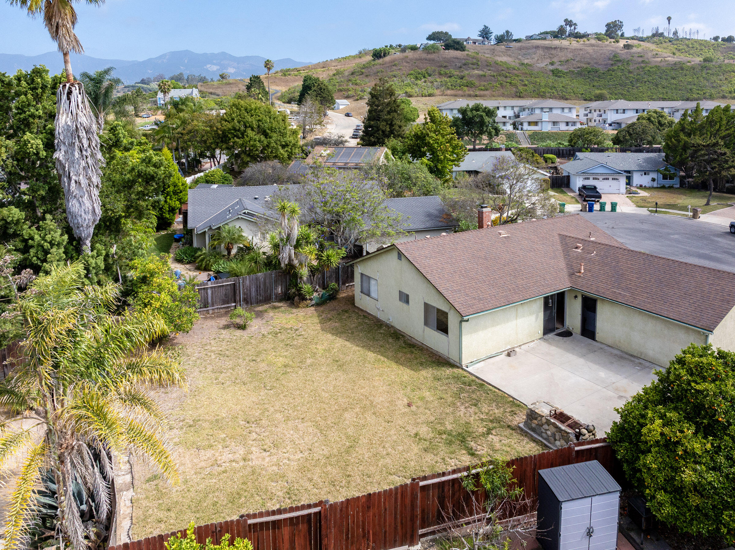 277 Redwood Way