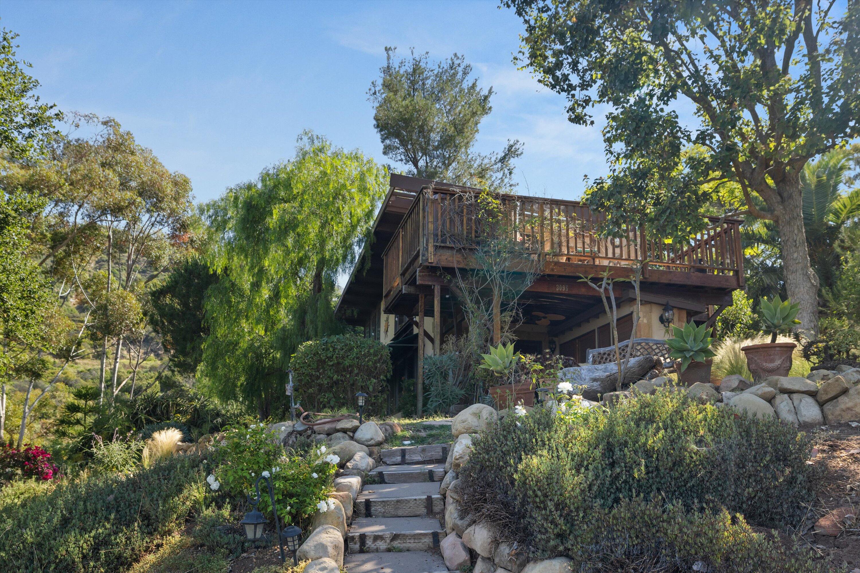 Montecito, California 93108, United States, 4 Bedrooms Bedrooms, ,6 BathroomsBathrooms,Residential,Active,54704