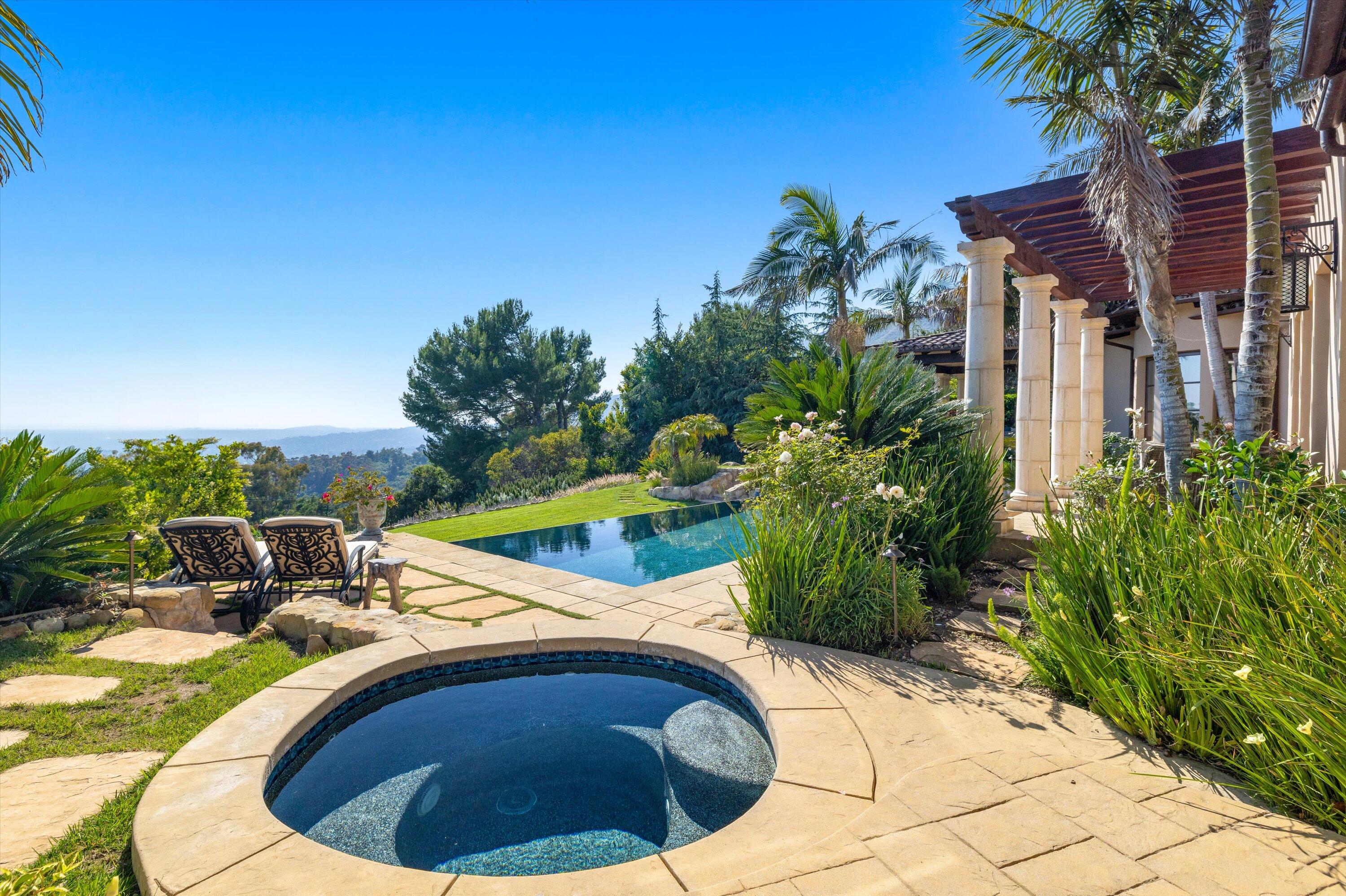 Montecito, California 93108, United States, 4 Bedrooms Bedrooms, ,6 BathroomsBathrooms,Residential,Active,54704