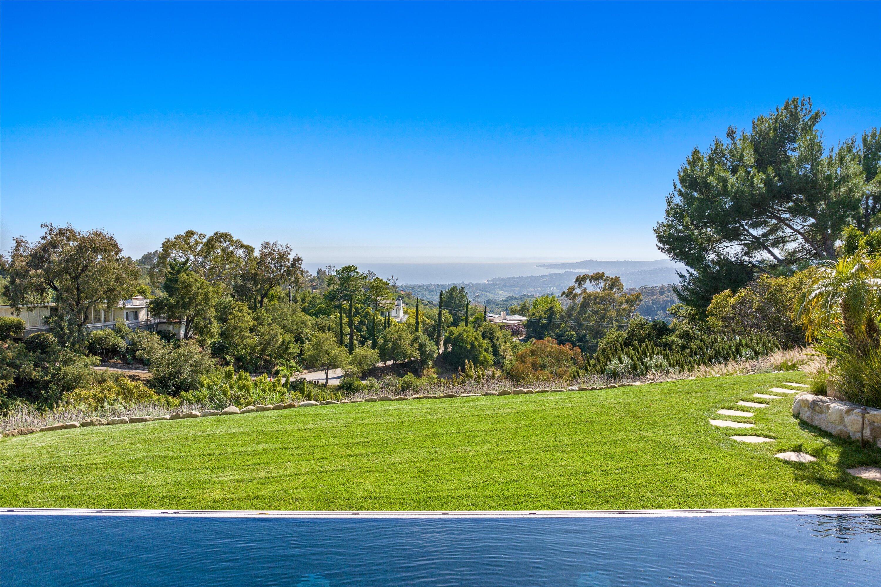 Montecito, California 93108, United States, 4 Bedrooms Bedrooms, ,6 BathroomsBathrooms,Residential,Active,54704