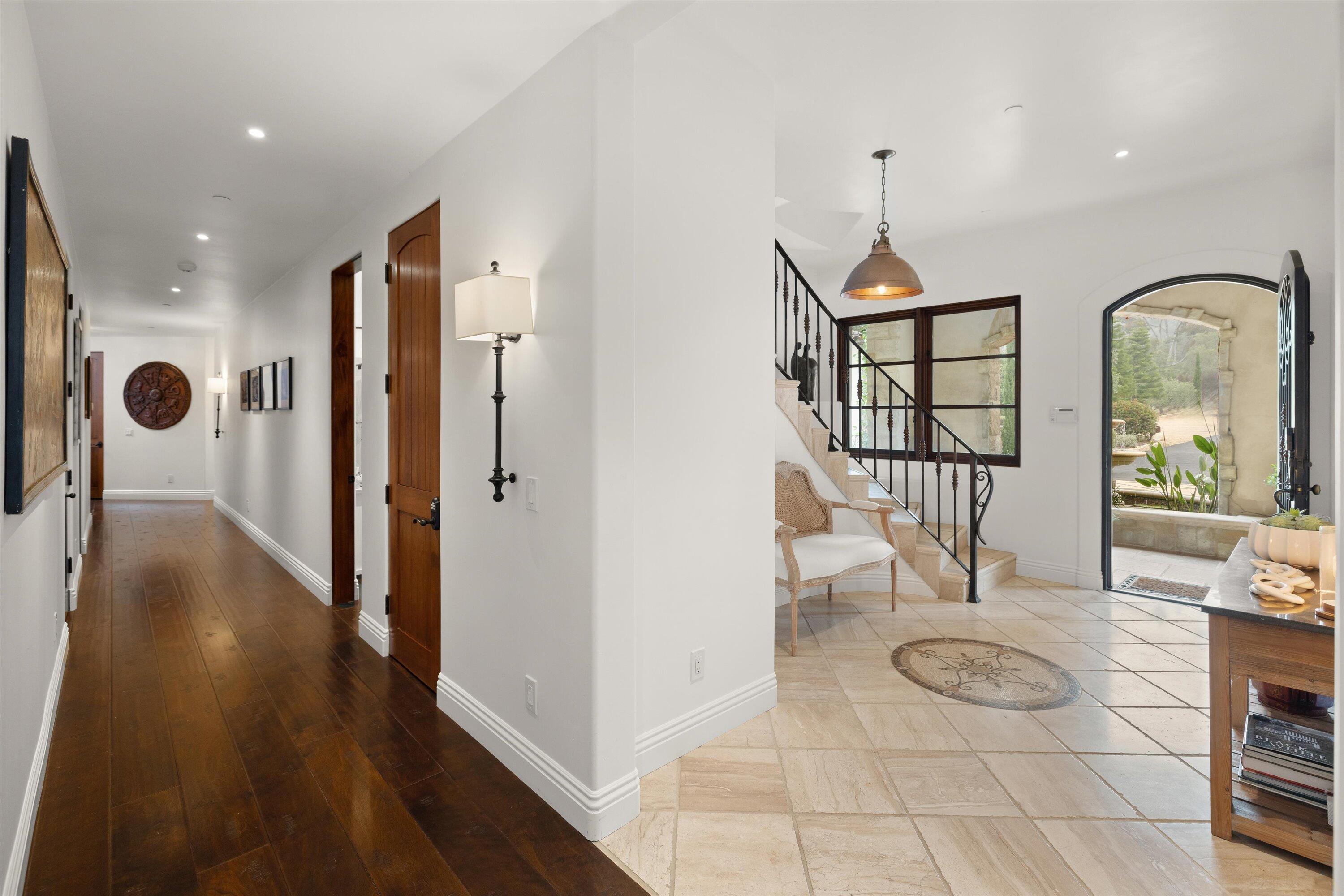 Montecito, California 93108, United States, 4 Bedrooms Bedrooms, ,6 BathroomsBathrooms,Residential,Active,54704