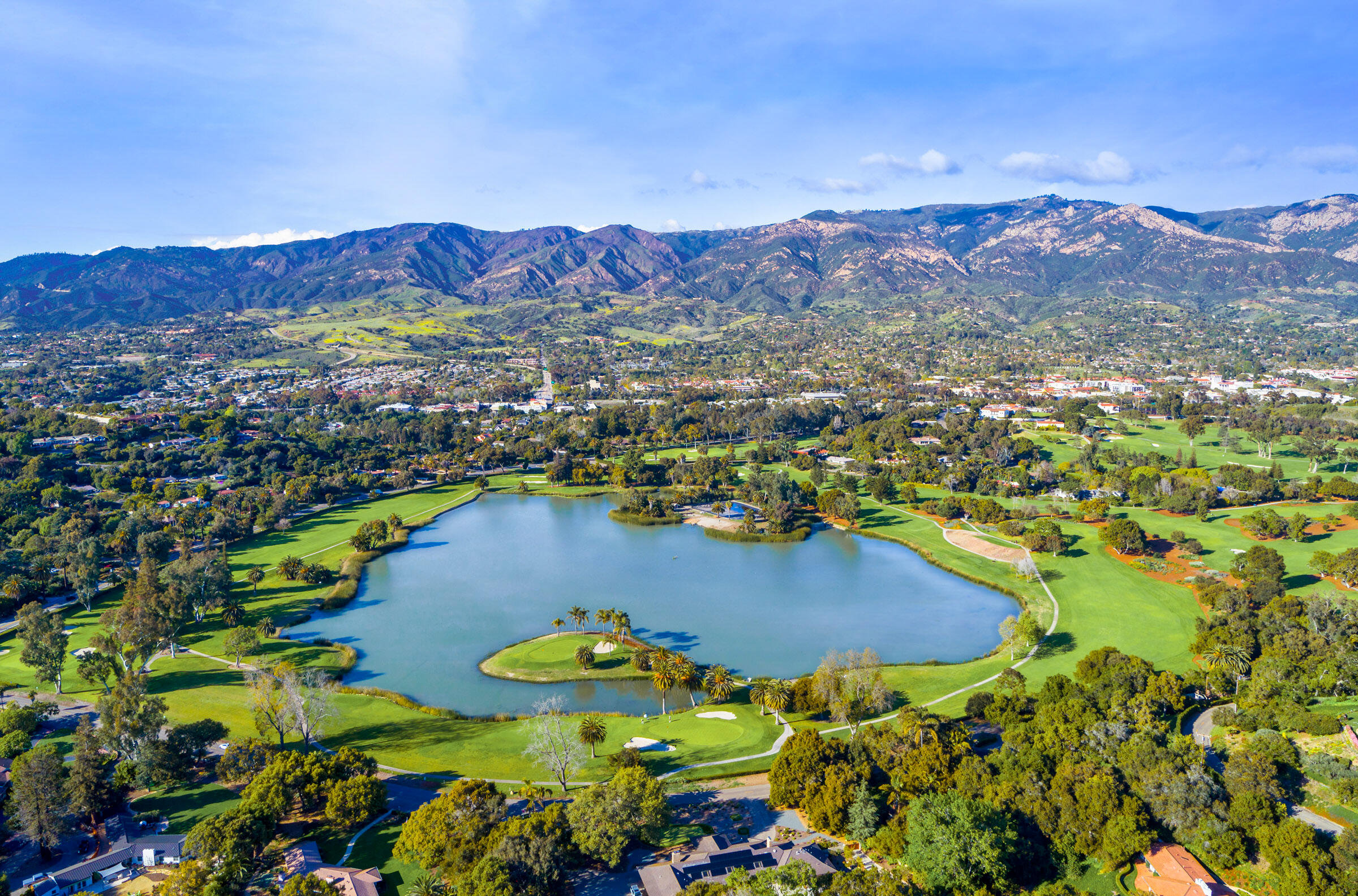 Santa Barbara, California 93110, United States, 5 Bedrooms Bedrooms, ,6 BathroomsBathrooms,Residential,Active,208849