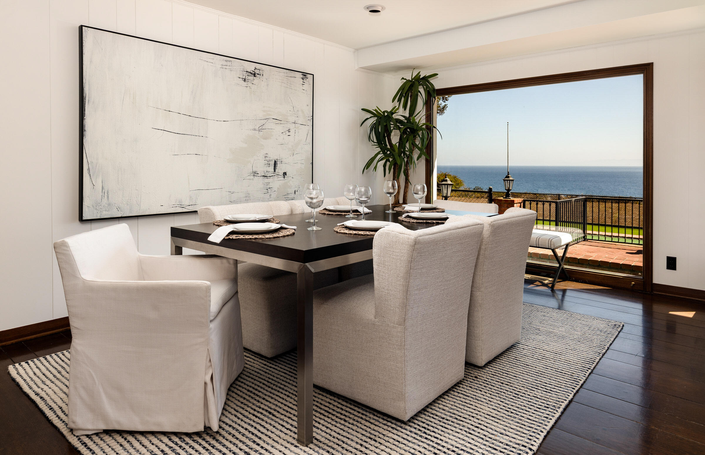 Santa Barbara, California 93110, United States, 5 Bedrooms Bedrooms, ,6 BathroomsBathrooms,Residential,Active,208849