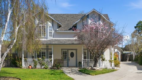 Photo of 841 Coiner Court, LOS ALAMOS, CA 93440 (MLS # 26-729)