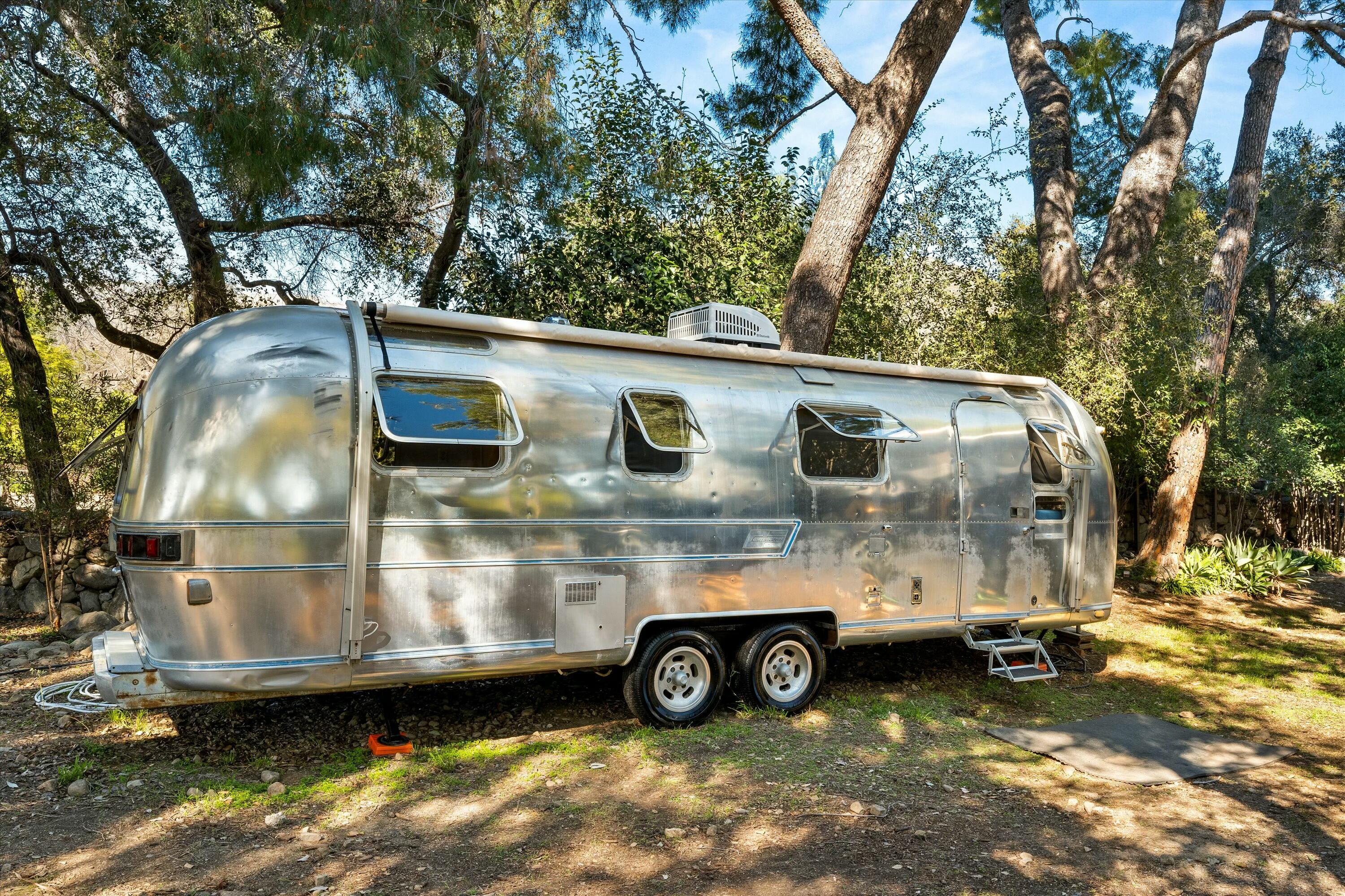 Ojai, California 93023, United States, 3 Bedrooms Bedrooms, ,2 BathroomsBathrooms,Residential,Active,89962
