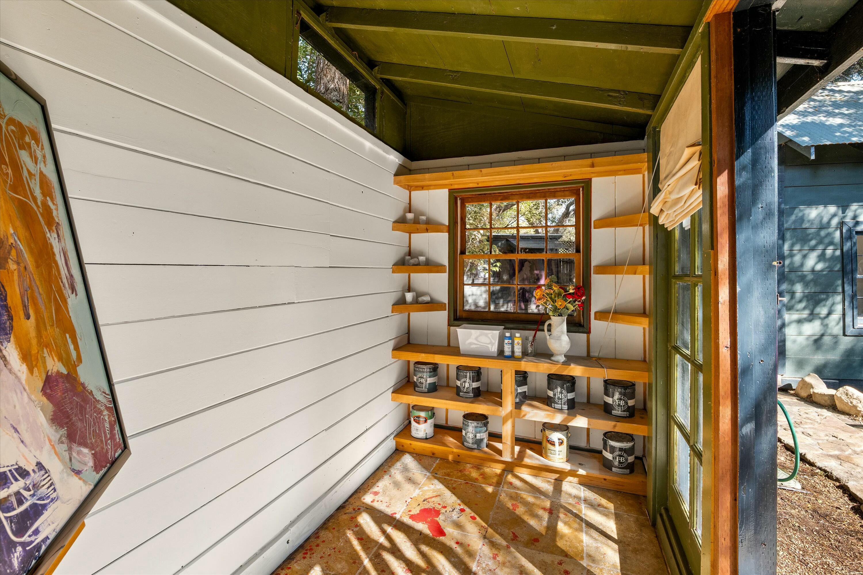 Ojai, California 93023, United States, 3 Bedrooms Bedrooms, ,2 BathroomsBathrooms,Residential,Active,89962