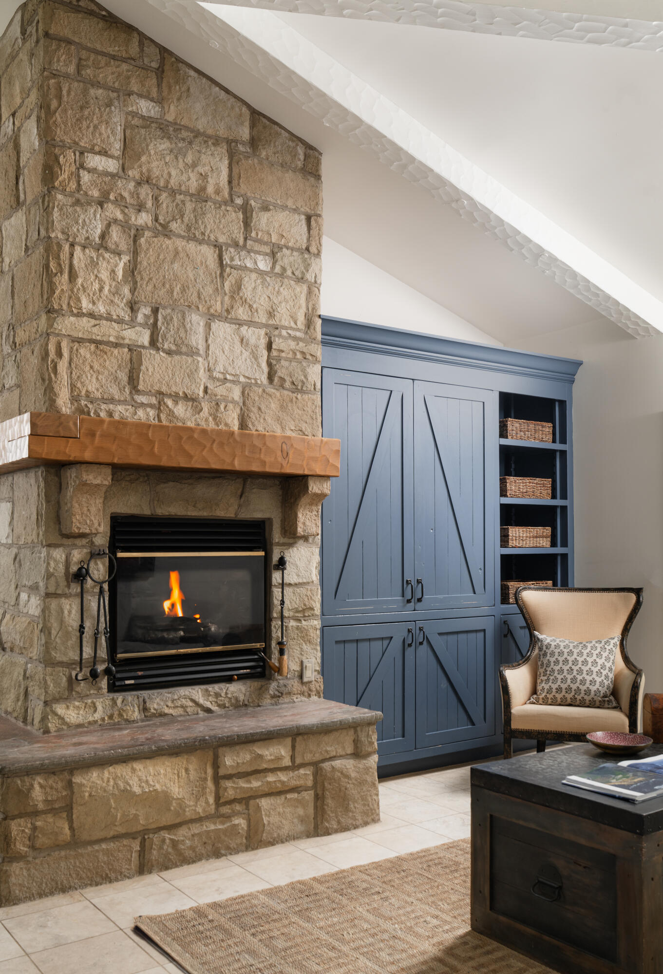 Santa Barbara, California 93108, United States, 4 Bedrooms Bedrooms, ,5 BathroomsBathrooms,Residential,Active,108552