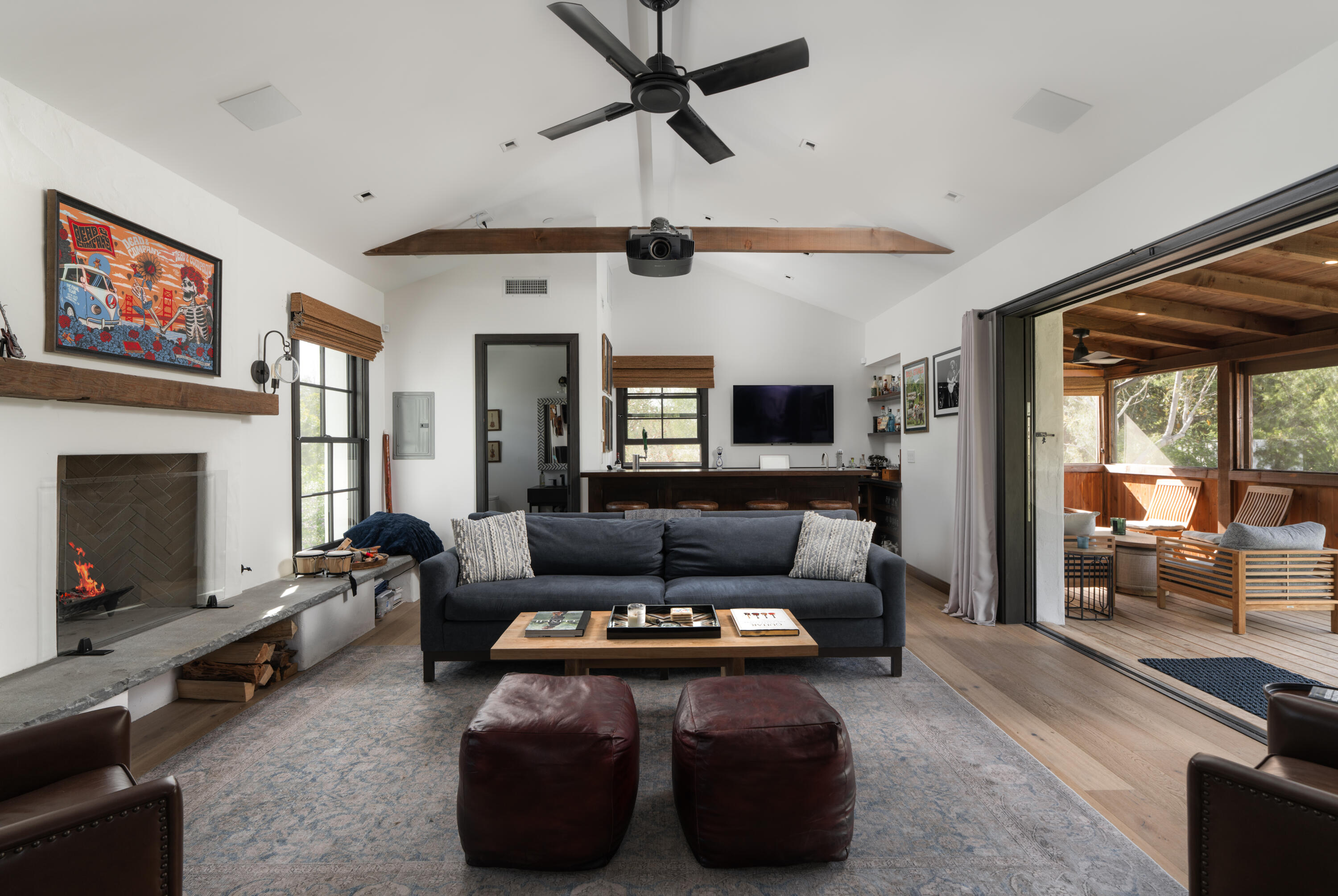 Santa Barbara, California 93108, United States, 4 Bedrooms Bedrooms, ,5 BathroomsBathrooms,Residential,Active,108552