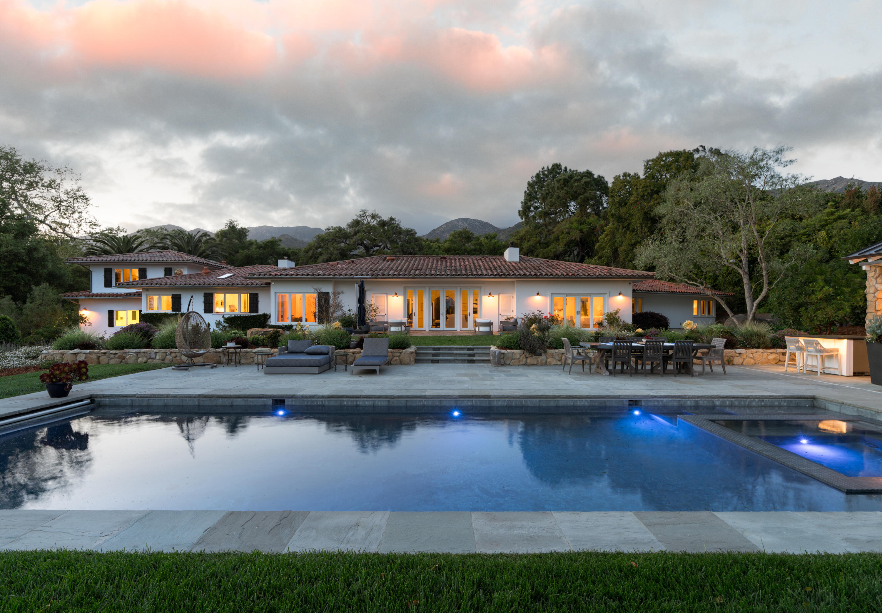 Santa Barbara, California 93108, United States, 4 Bedrooms Bedrooms, ,5 BathroomsBathrooms,Residential,Active,108552