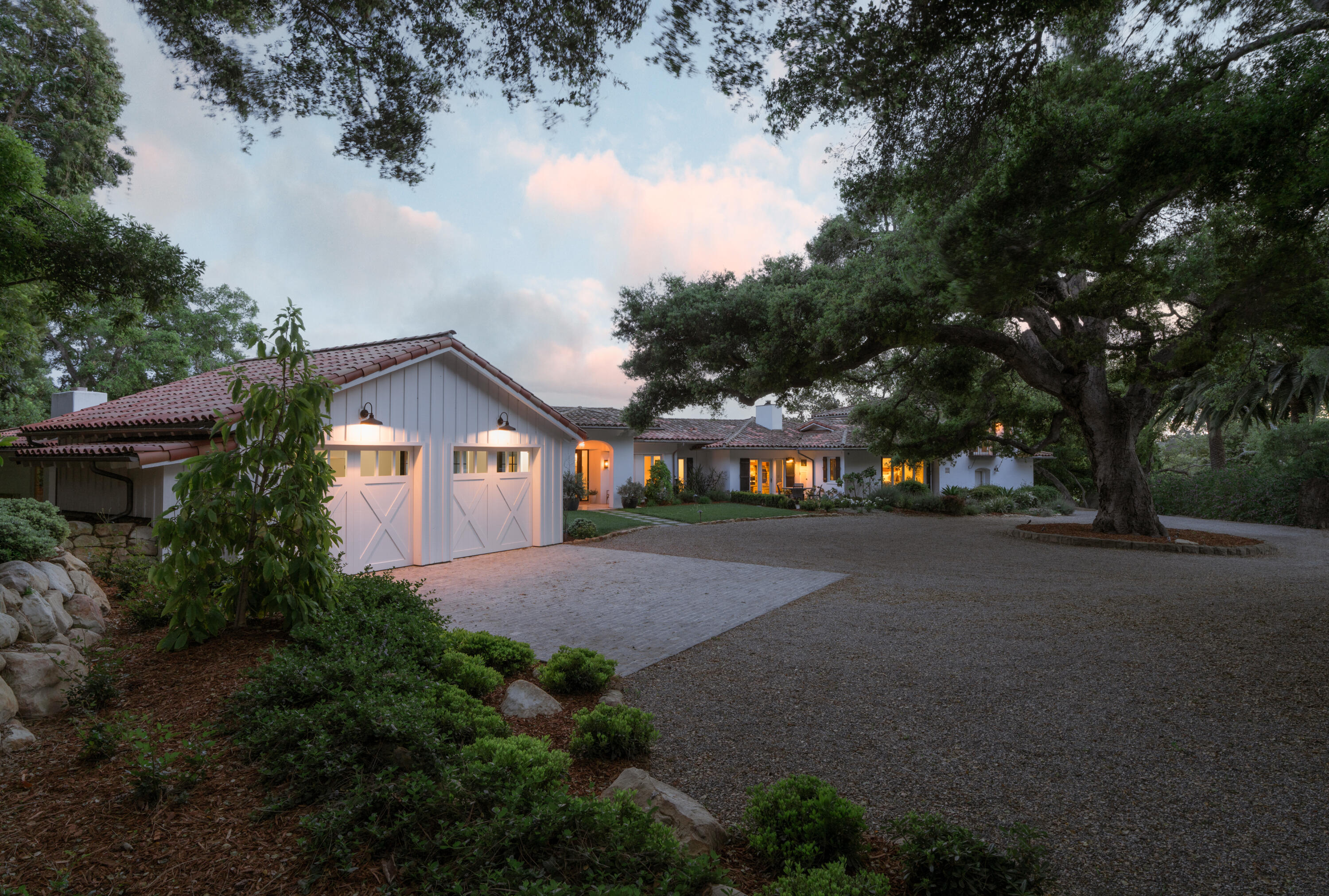 Santa Barbara, California 93108, United States, 4 Bedrooms Bedrooms, ,5 BathroomsBathrooms,Residential,Active,108552