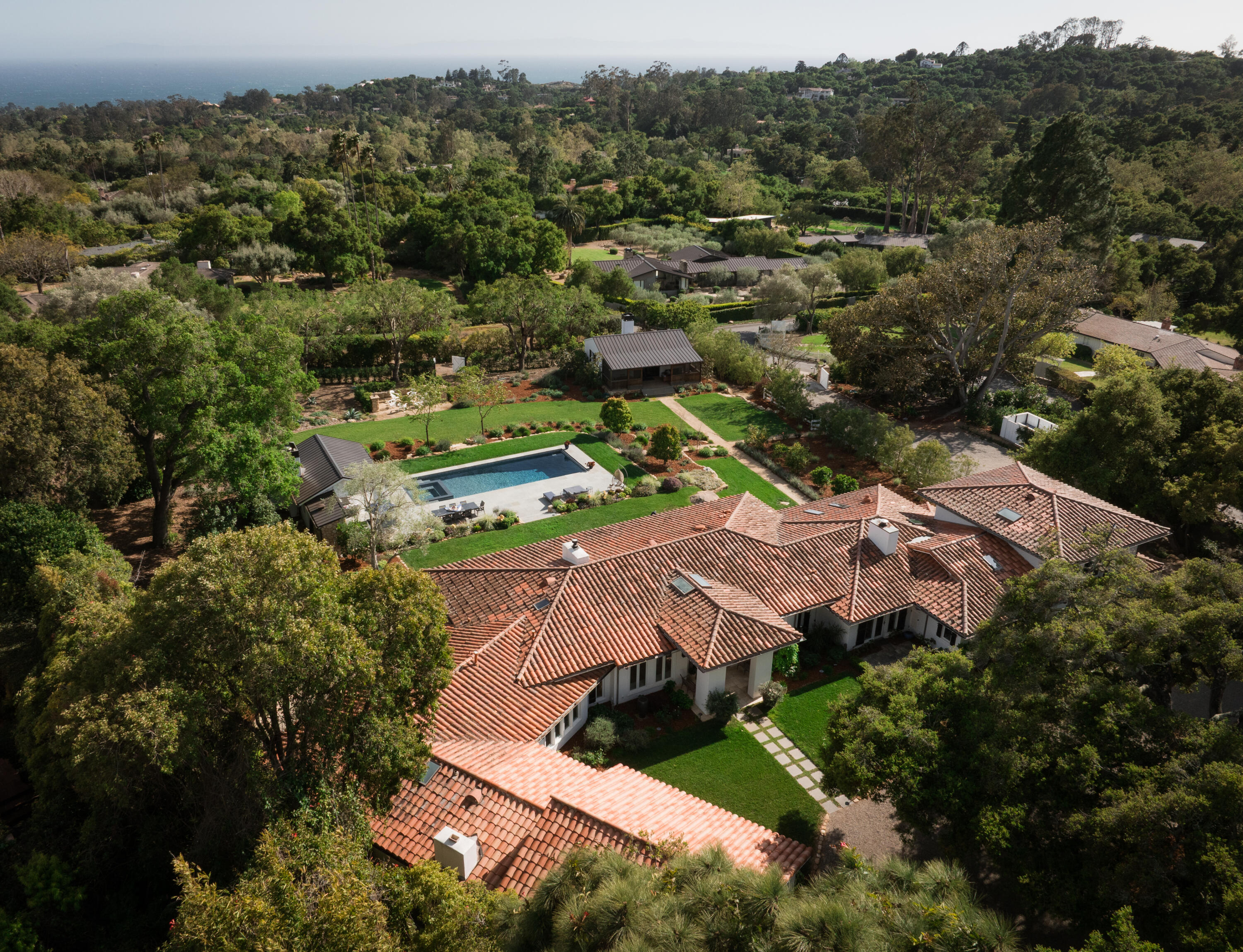 Santa Barbara, California 93108, United States, 4 Bedrooms Bedrooms, ,5 BathroomsBathrooms,Residential,Active,108552