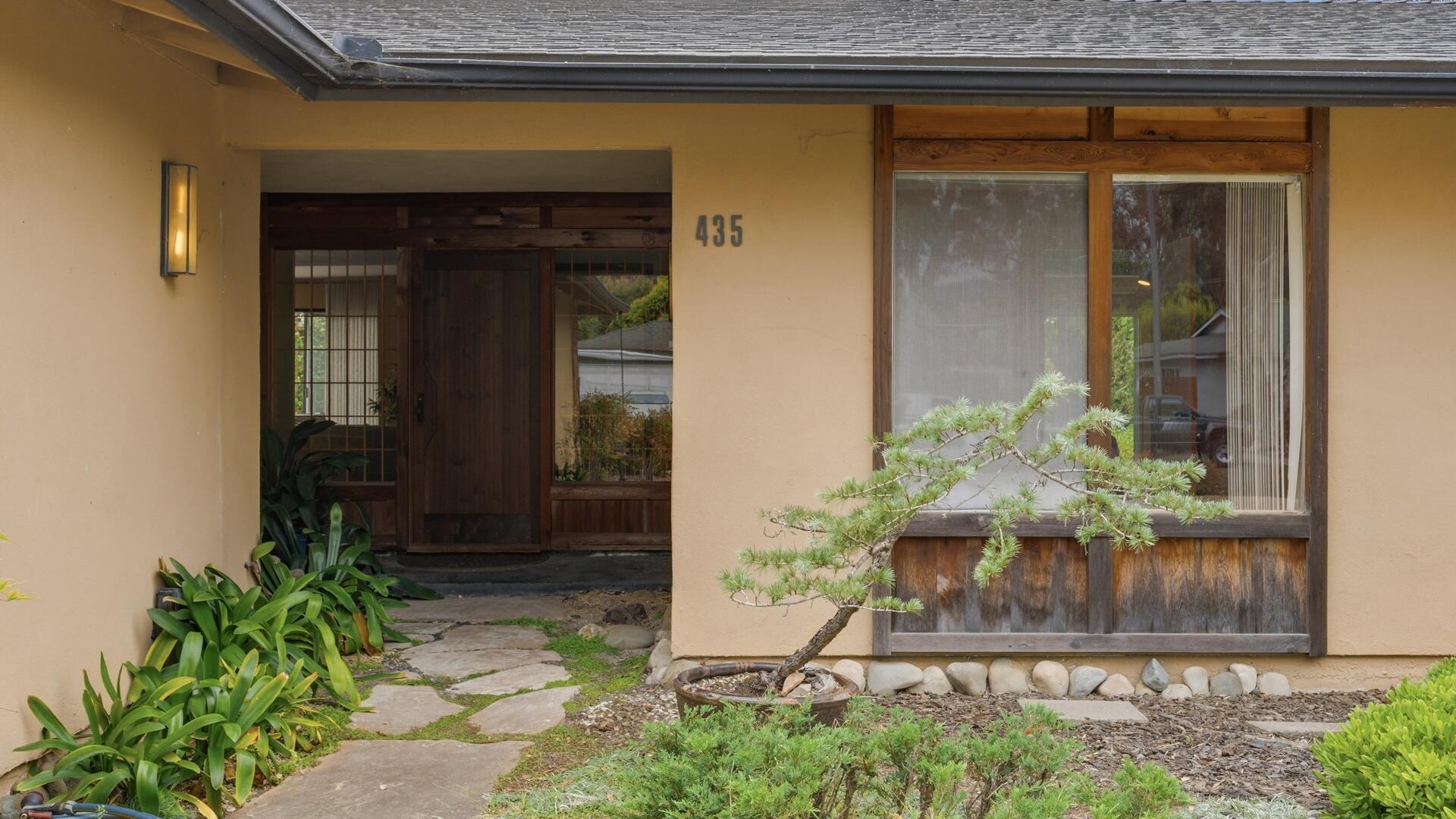435 Camino Talavera
