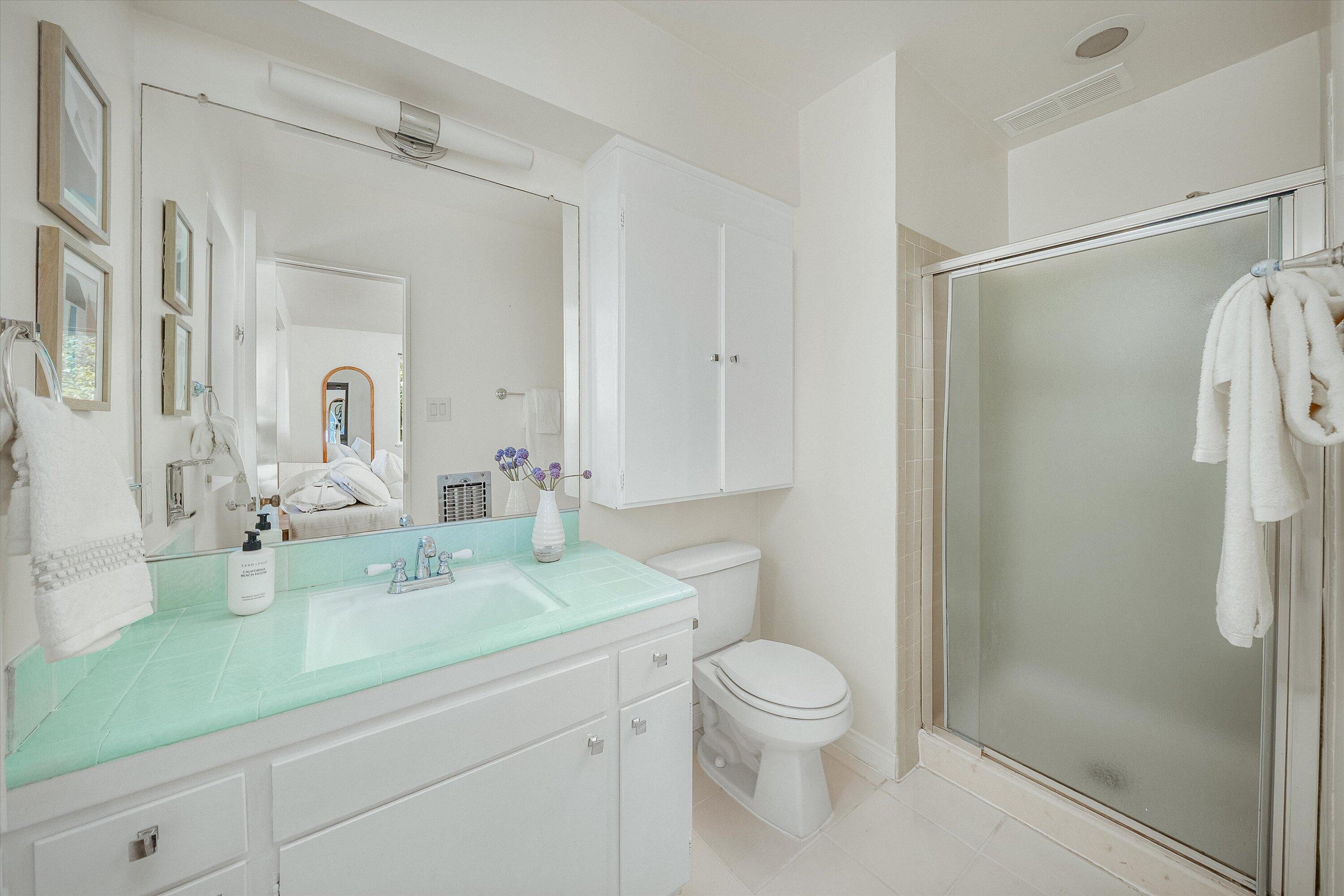 Santa Barbara, California 93110, United States, 4 Bedrooms Bedrooms, ,3 BathroomsBathrooms,Residential,Active,253471