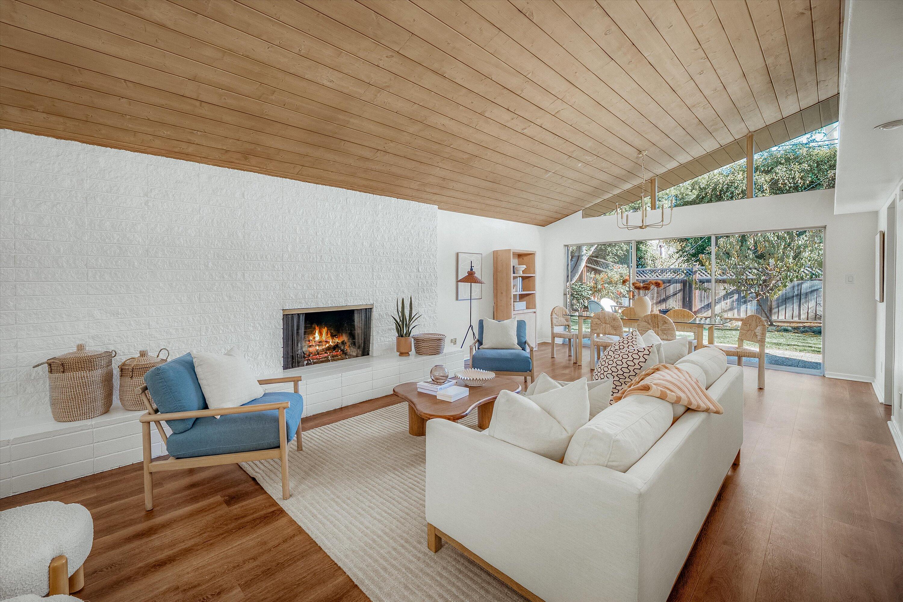 Santa Barbara, California 93110, United States, 4 Bedrooms Bedrooms, ,3 BathroomsBathrooms,Residential,Active,253471