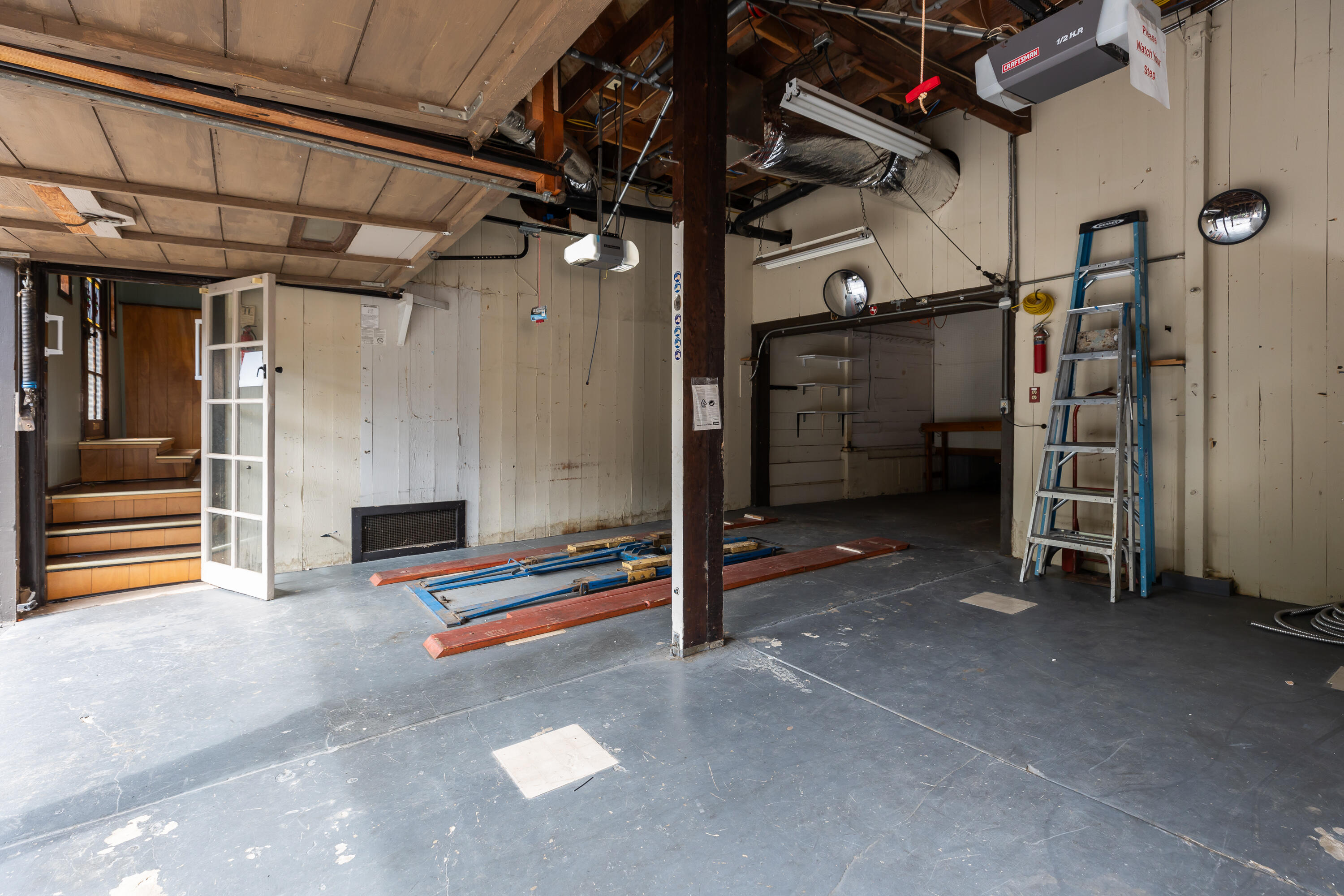 Santa Barbara, California 93105, United States, 3 Bedrooms Bedrooms, ,2 BathroomsBathrooms,Residential,Active,19760