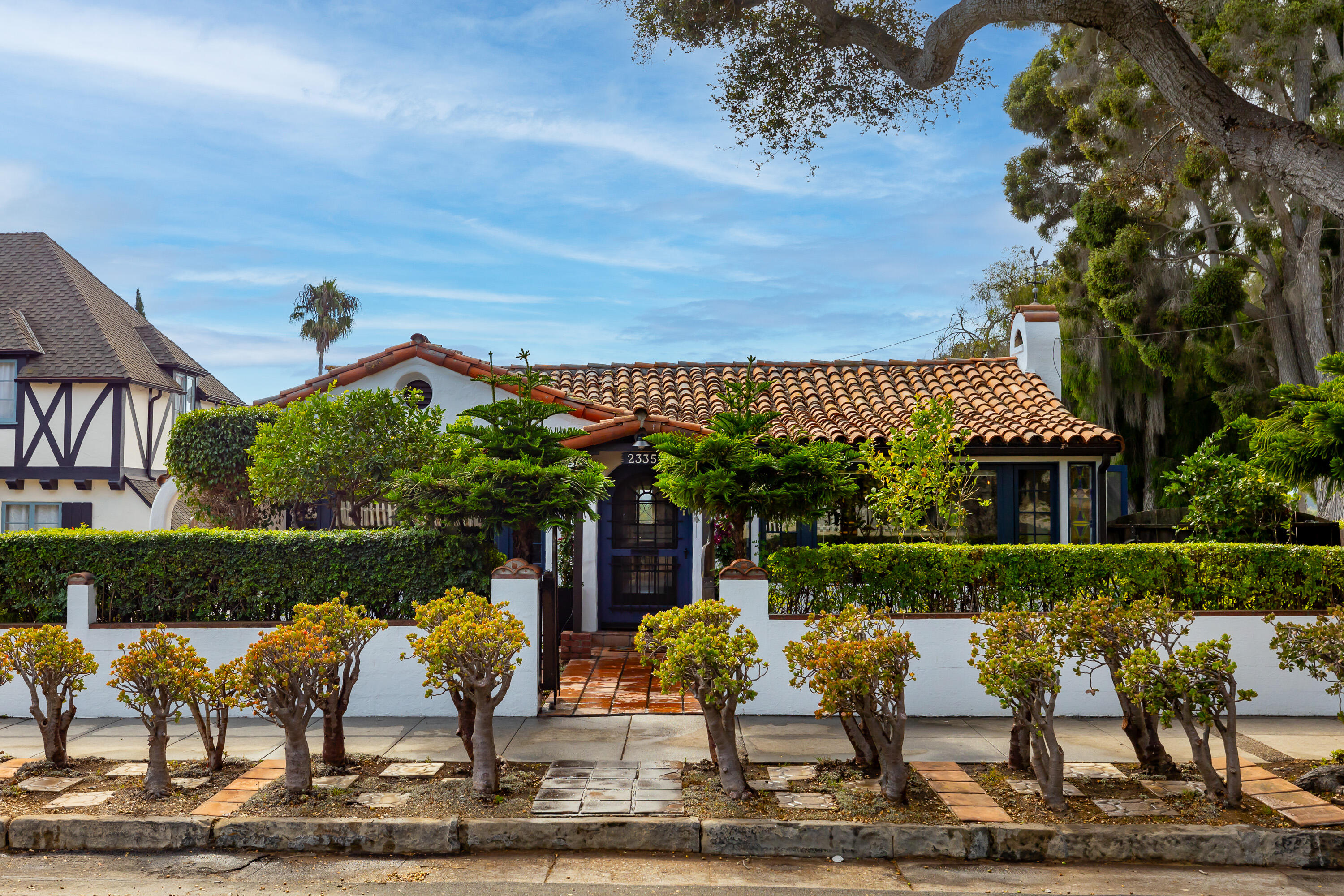 Santa Barbara, California 93105, United States, 3 Bedrooms Bedrooms, ,2 BathroomsBathrooms,Residential,Active,19760