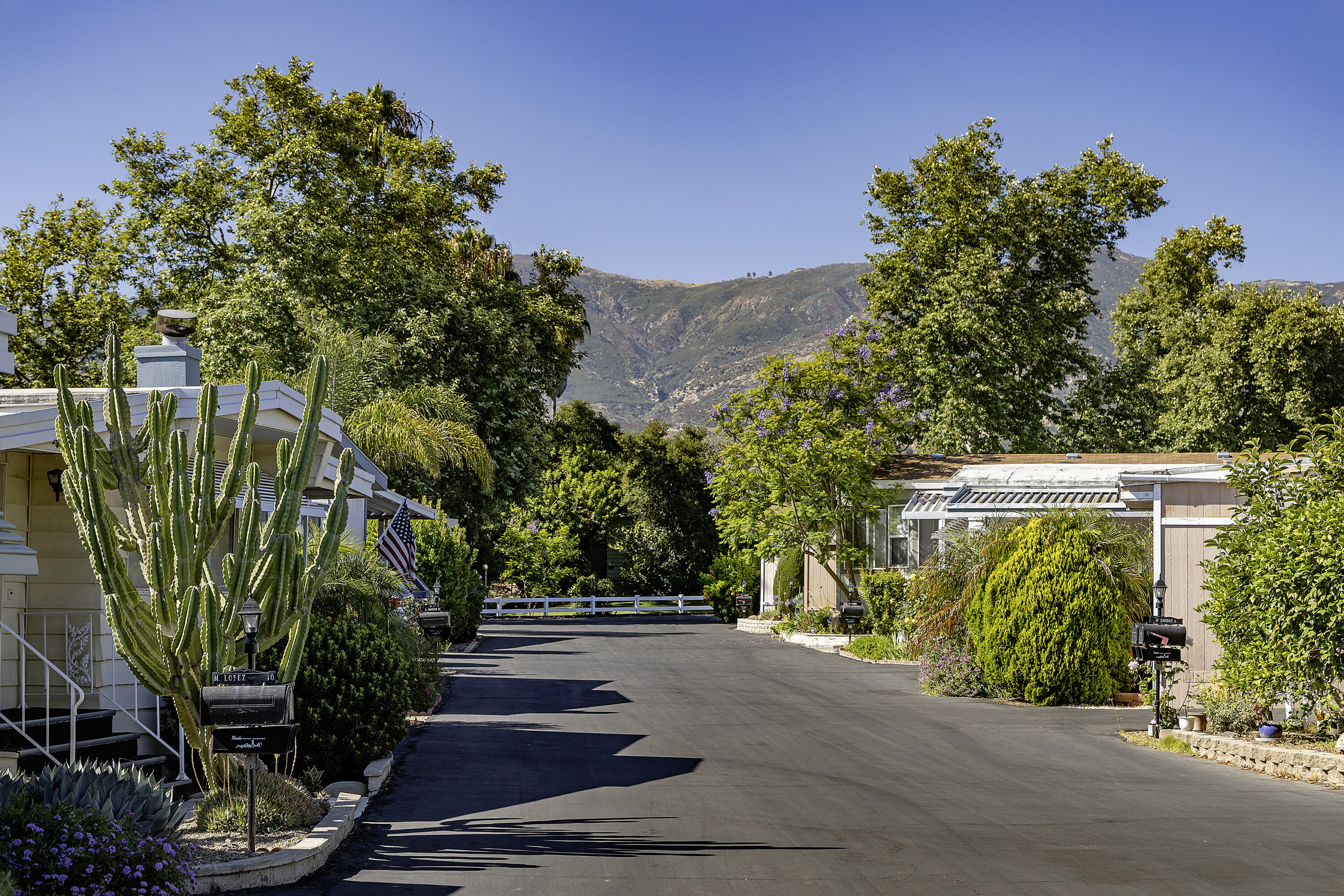 Santa Barbara, California 93110, United States, 2 Bedrooms Bedrooms, ,2 BathroomsBathrooms,Residential,Pending,19056