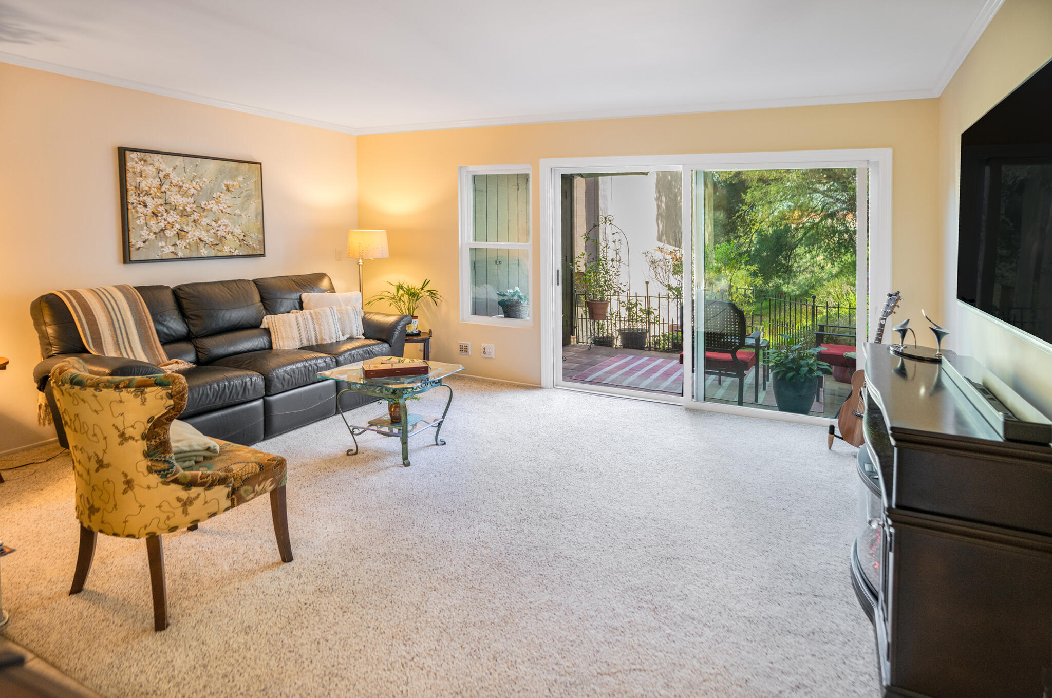 984 Miramonte Drive Apt 4