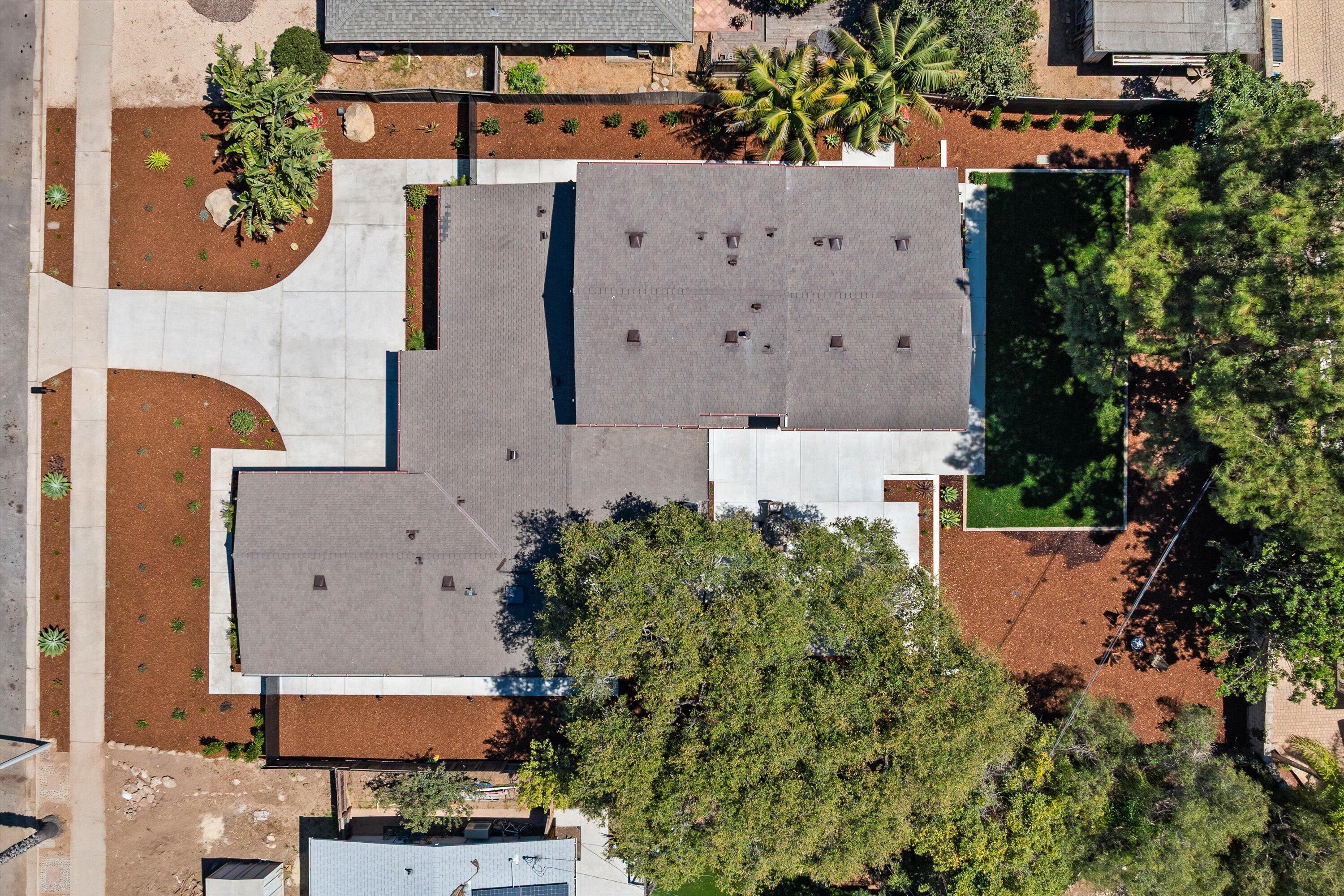 Santa Barbara, California 93111, United States, 5 Bedrooms Bedrooms, ,6 BathroomsBathrooms,Residential,Active,199463