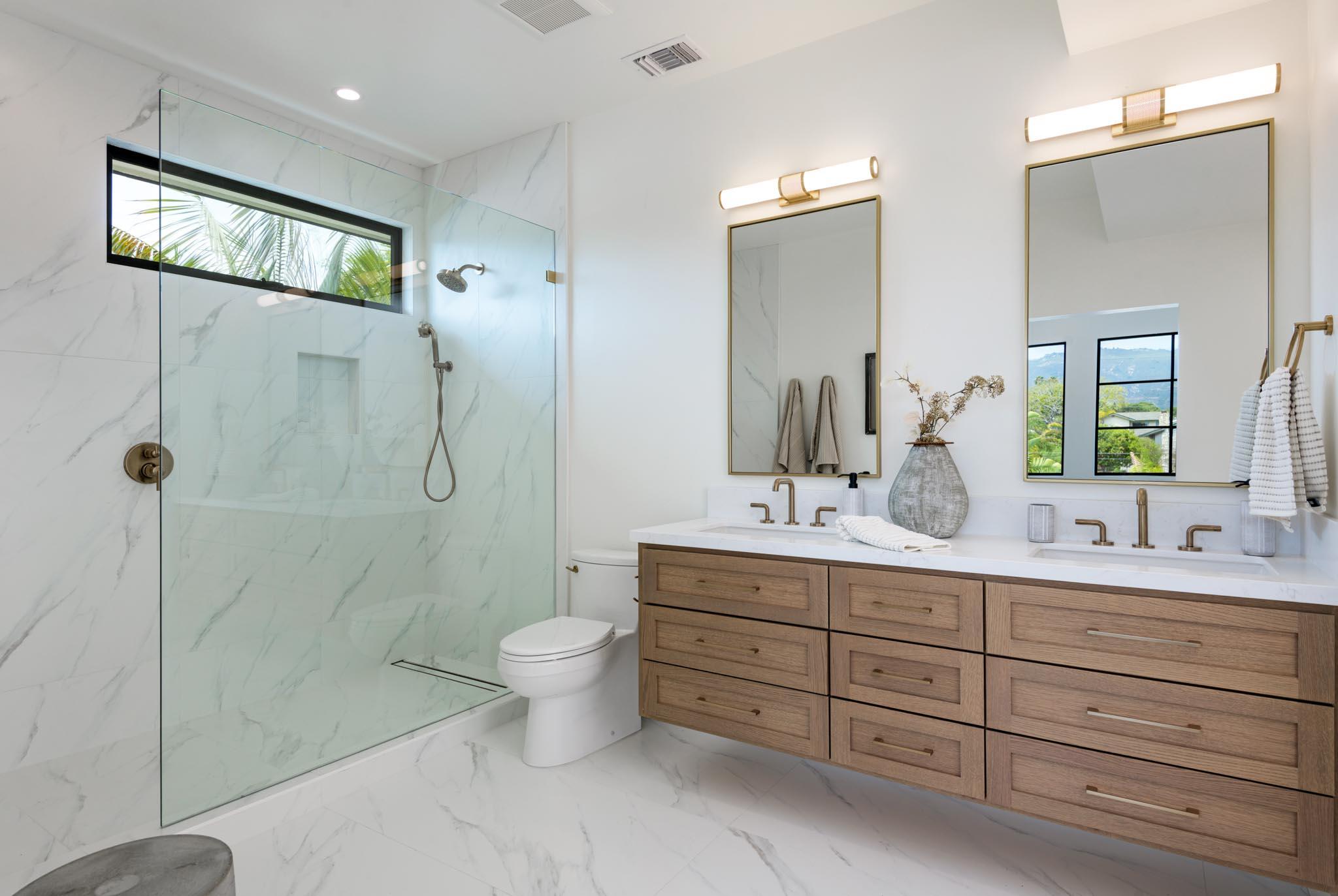 Santa Barbara, California 93111, United States, 5 Bedrooms Bedrooms, ,6 BathroomsBathrooms,Residential,Active,199463